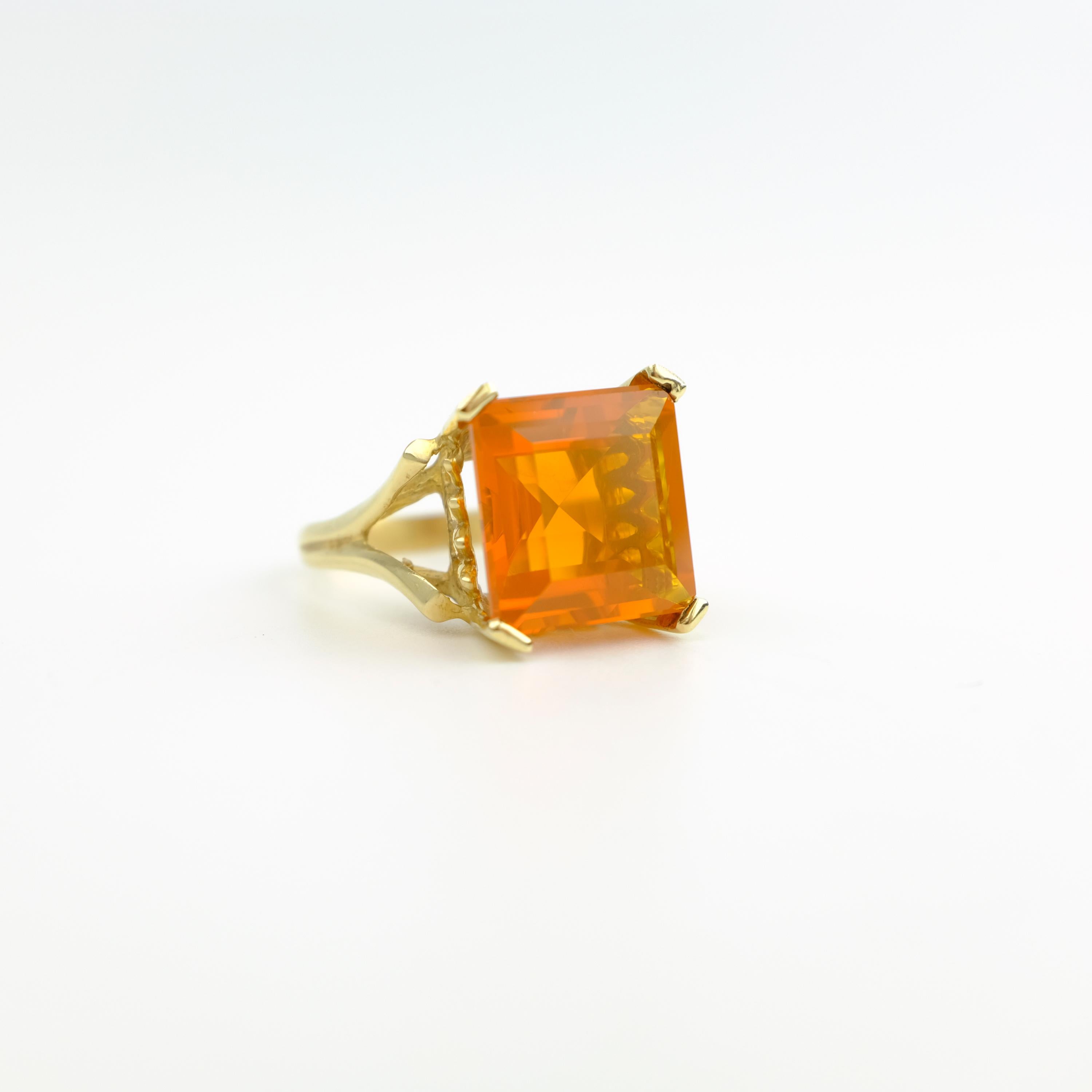 Mexican Fire Opal in Fanta Orange Retro Gold Setting 3
