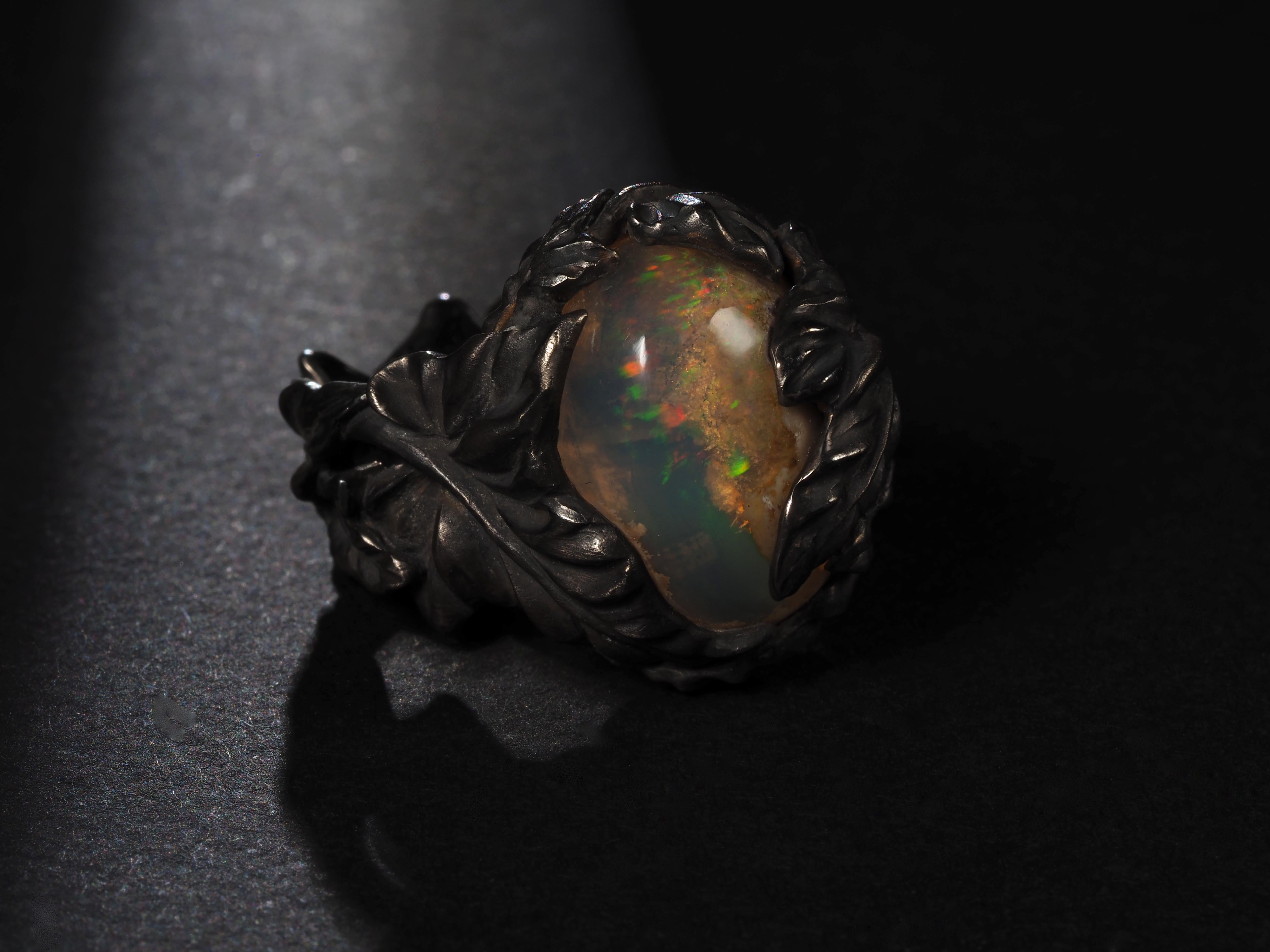 Mexican Fire Opal Ivy ring in patinated silver Statement ring For Sale 5