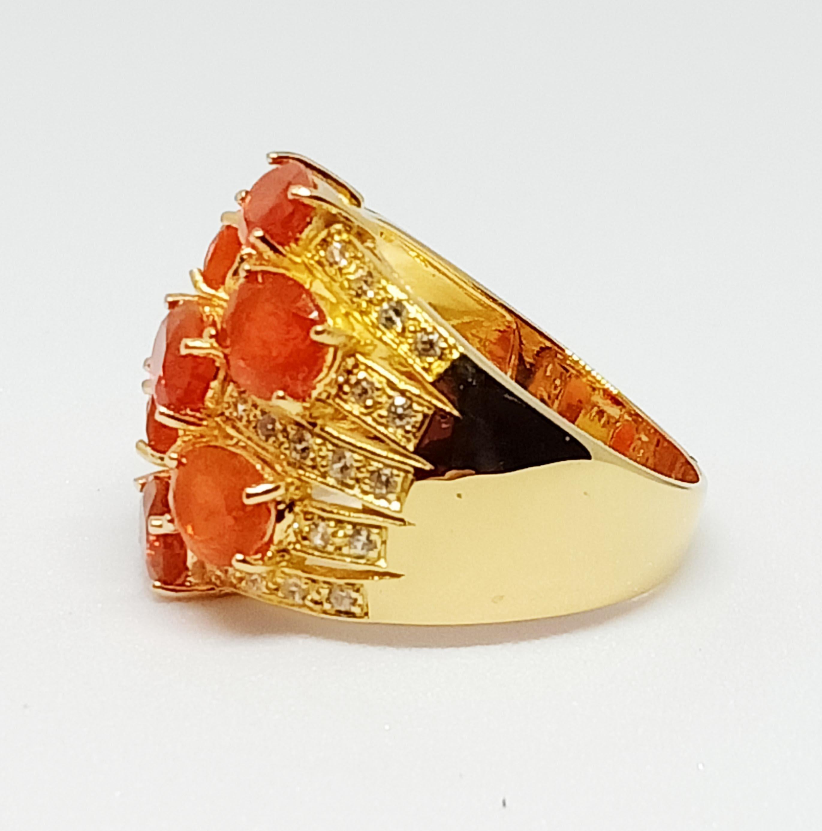 Mexikanischer Feueropal-Ring. (3,38 Karat) 18 Karat vergoldet über Sterlingsilber. (Ovalschliff)