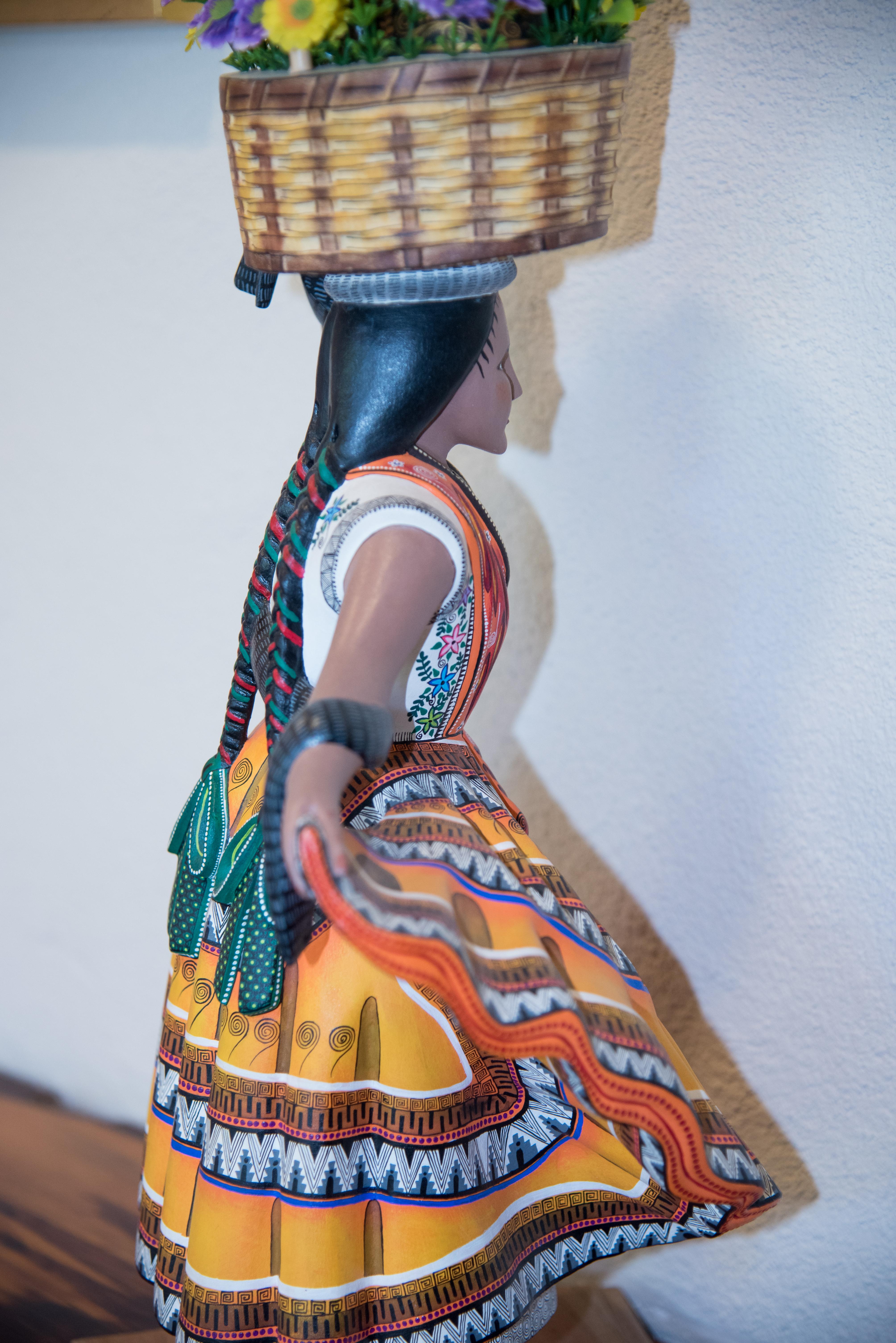 Mexican Folk Art Woodcarving Guelaguetza Folkloric Art Oaxaca In New Condition For Sale In Queretaro, Queretaro