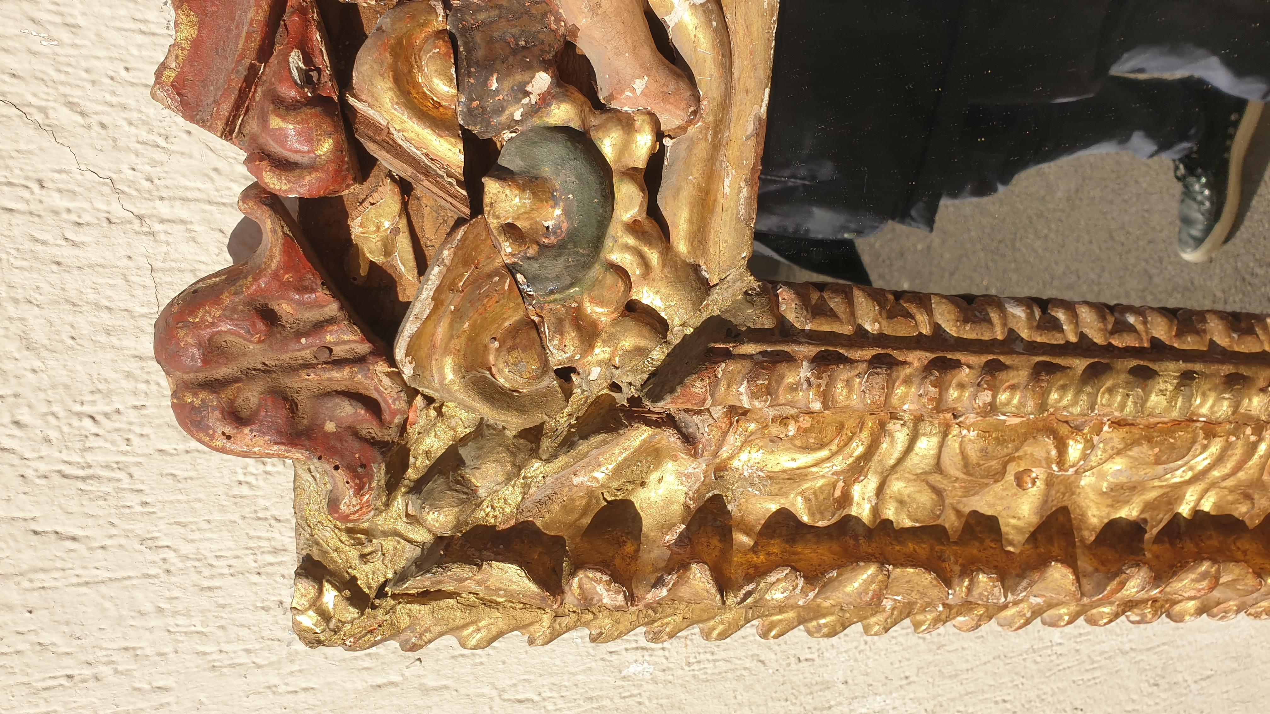 Dipinto Specchio messicano in legno intagliato e dorato, XVII-XVIII secolo in vendita