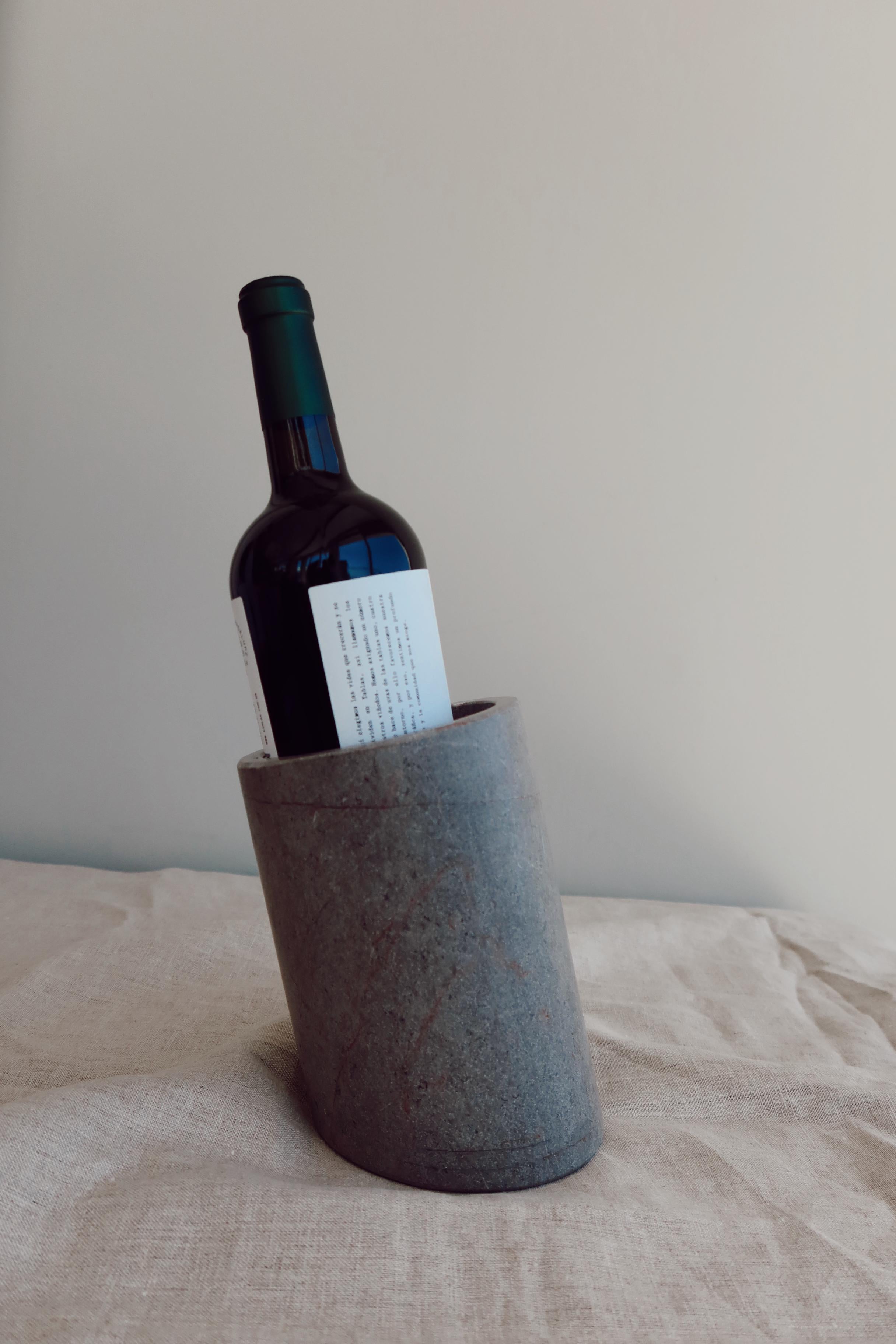 Travertine Mexican hand made marble Bottle holder For Sale