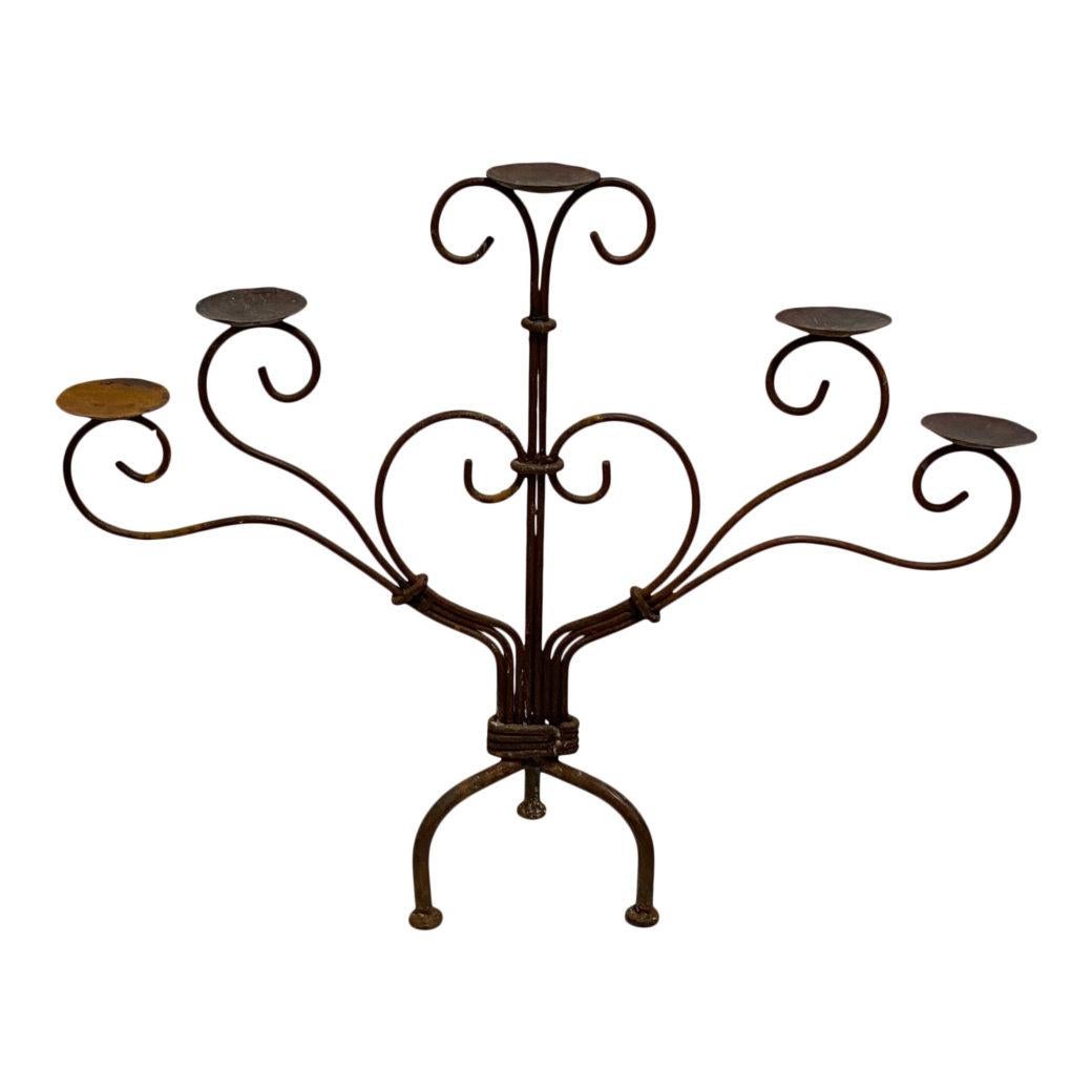 Mexican Handcrafted 5-Arm Iron Candelabra In Good Condition For Sale In Sag Harbor, NY