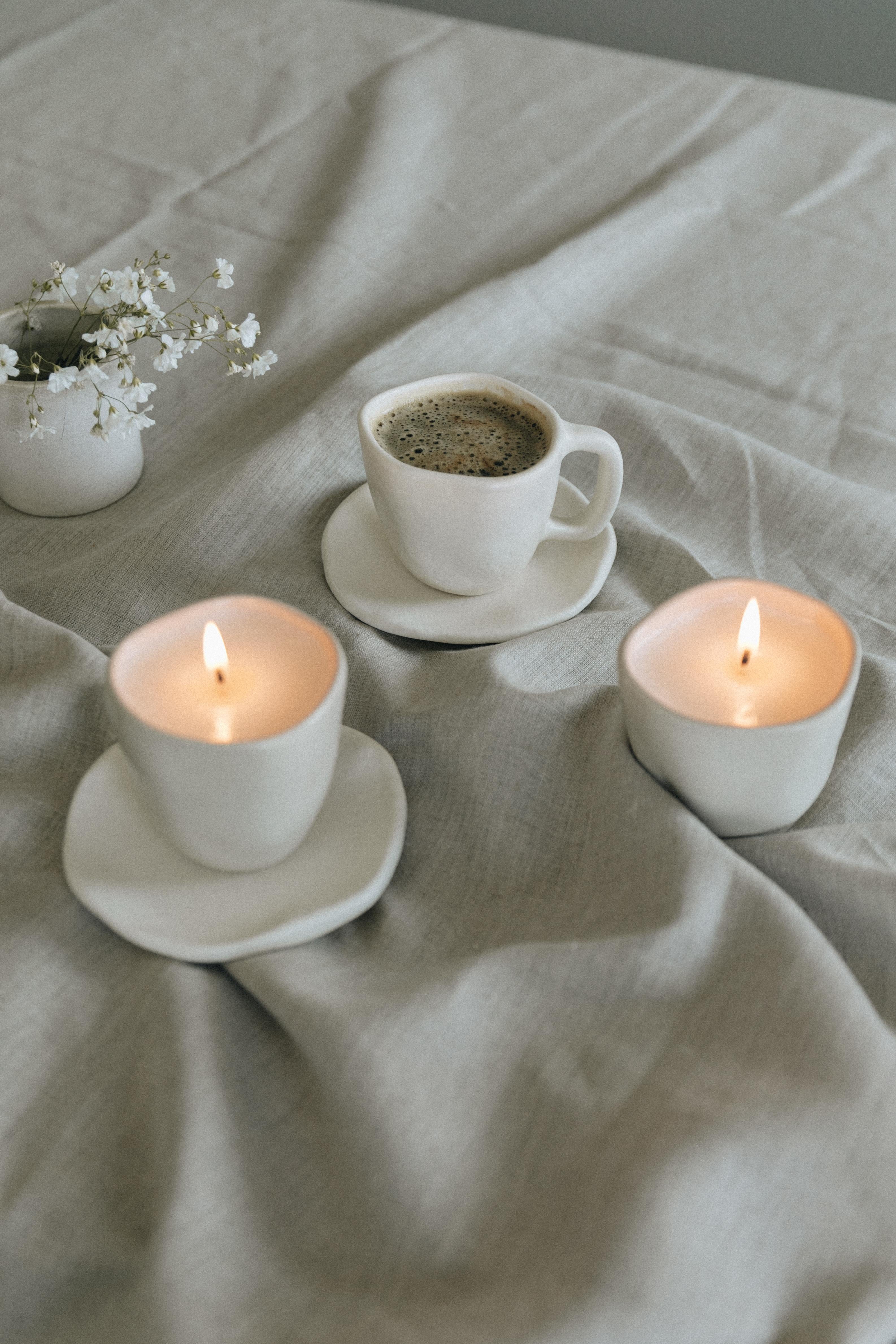 Organic Modern Mexican Handmade Ceramic Soy Wax Candle For Sale