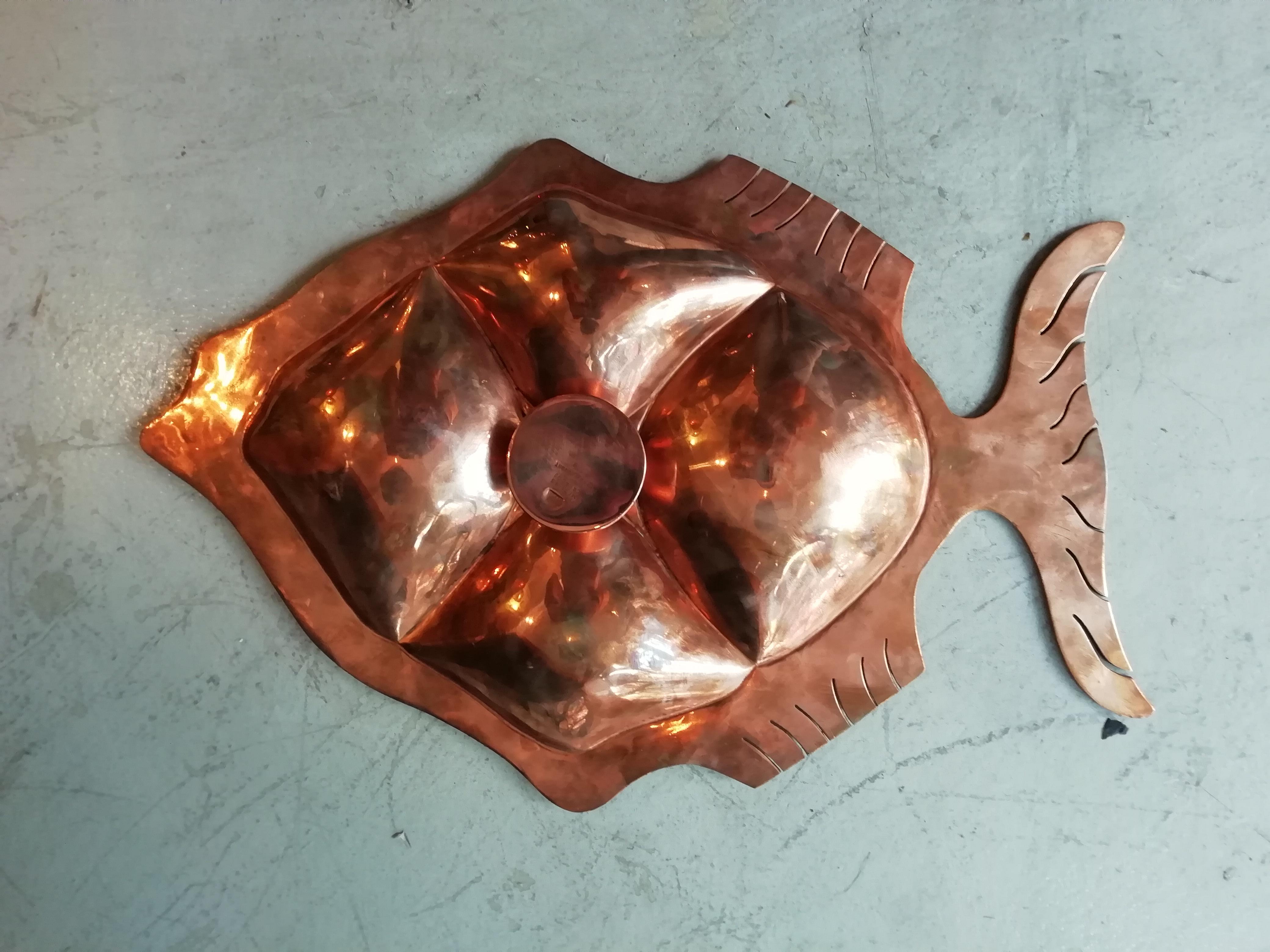 Mexican Mid-Century Modern Metales Casados Fish Shaped Tray In Good Condition In Mexico City, MX