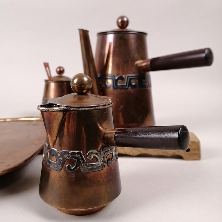 Mexican Mid-Century Modern Victoria De Taxco Copper and Silver Plate Coffee Set In Fair Condition For Sale In Mexico City, MX