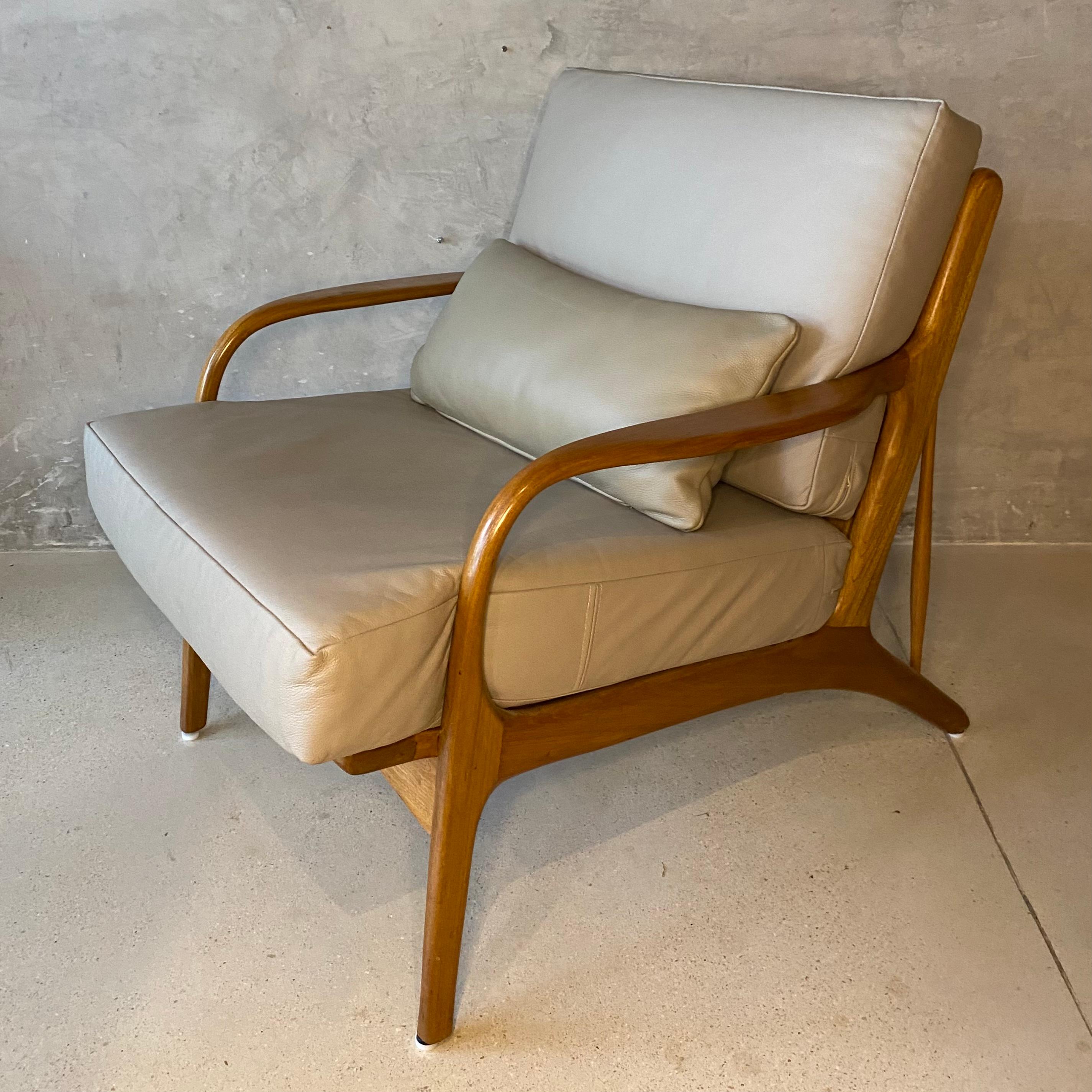 Mexican Midcentury Lounge Chair, “Malinche“, 1950s For Sale 4