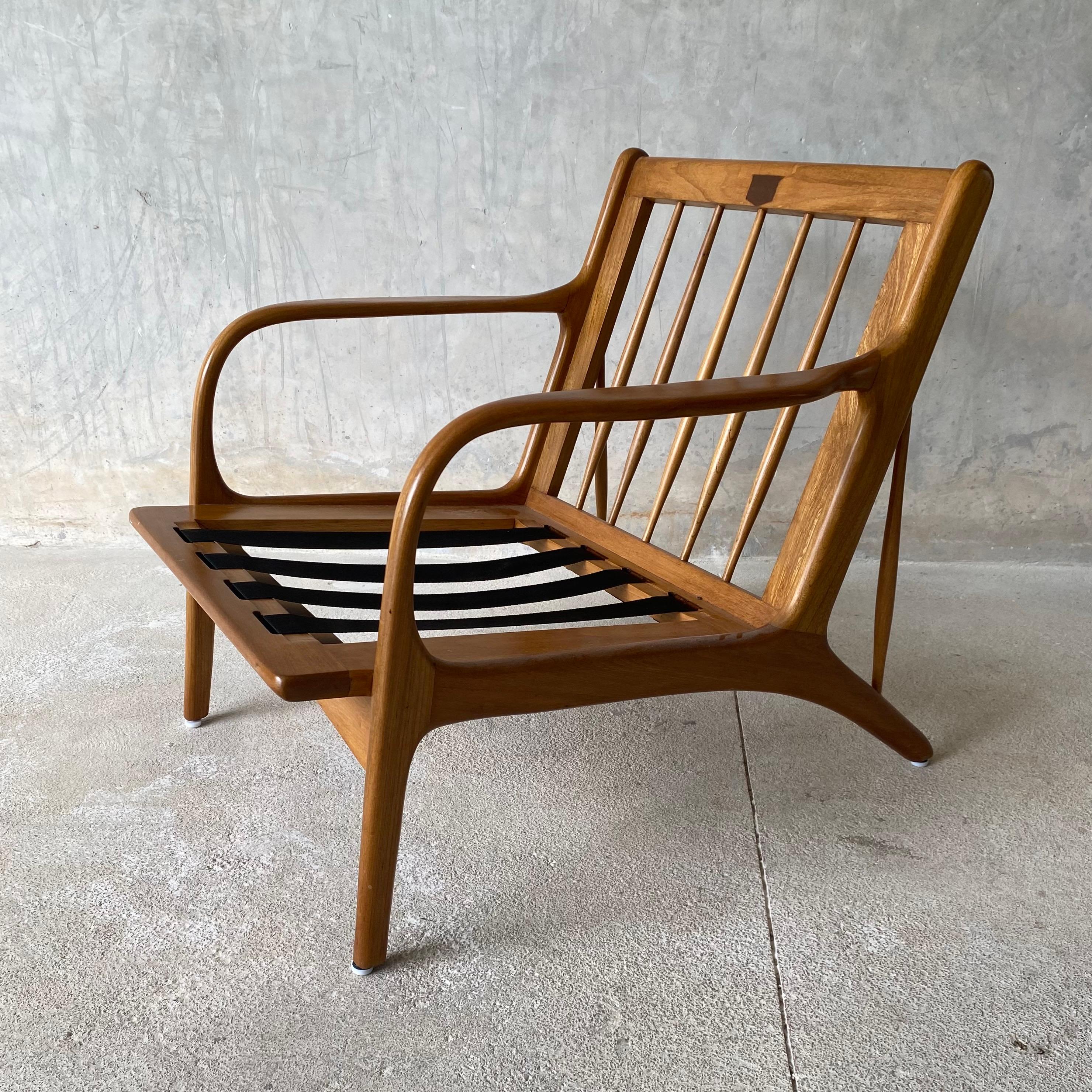 Mid-Century Modern Mexican Midcentury Lounge Chair, “Malinche“, 1950s For Sale