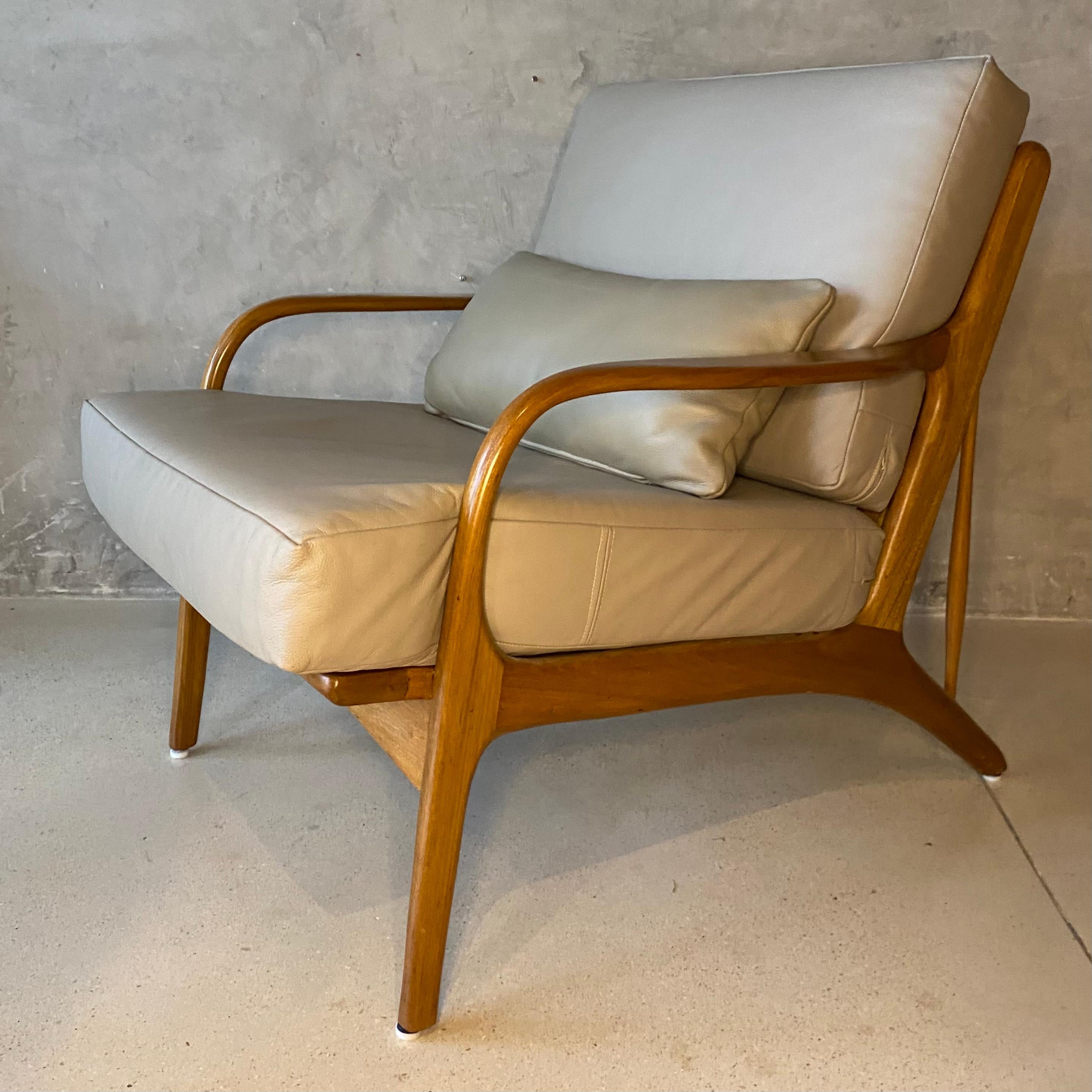 Mexican Midcentury Lounge Chair, “Malinche“, 1950s For Sale 3