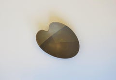 Plato Moderno de Latón y Metales de Cobre Estilo Castillos, circa 1960s México