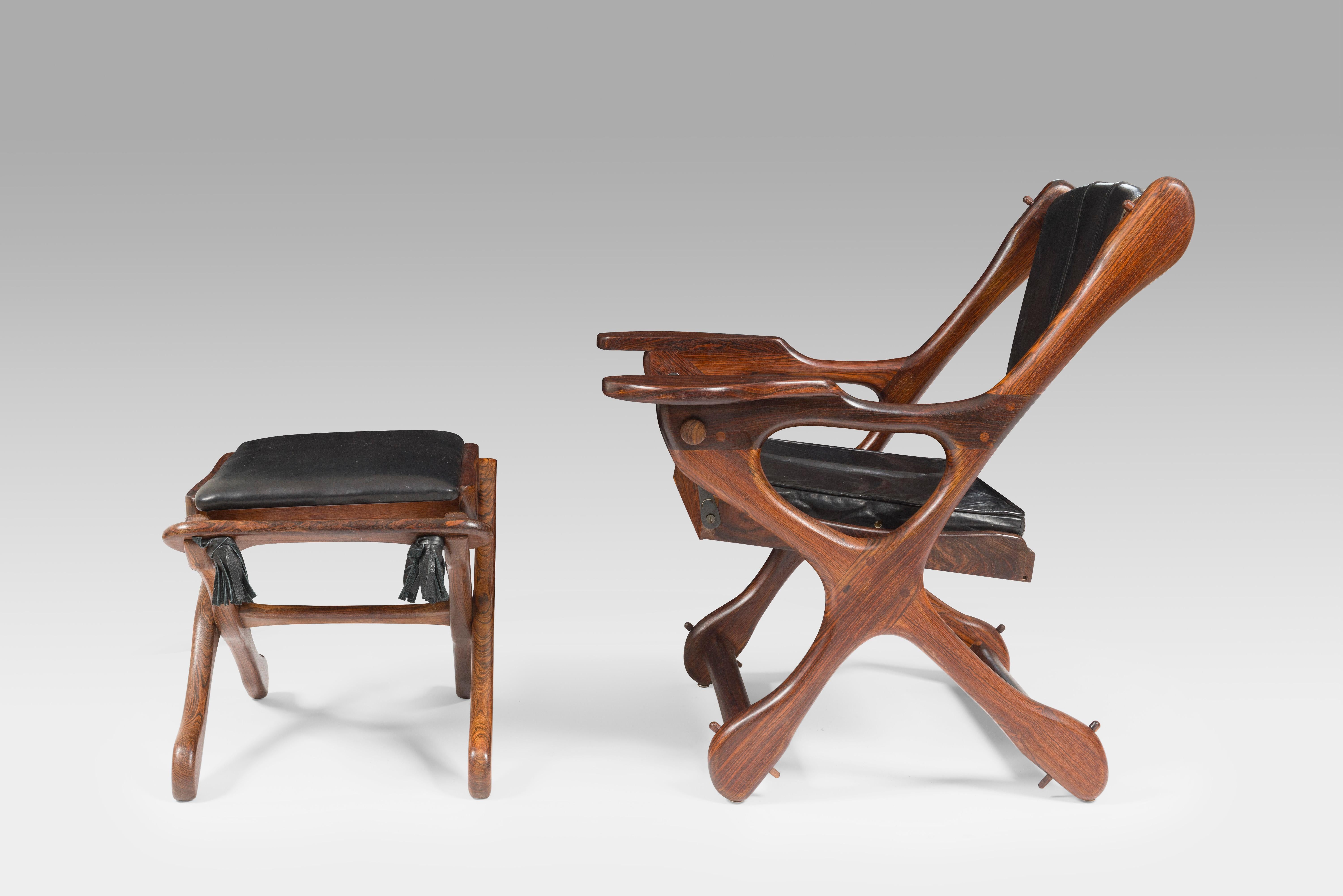 Mid-Century Modern Don S Shoemaker, chaise Swinger mexicaine moderne avec pouf, années 1960 en vente