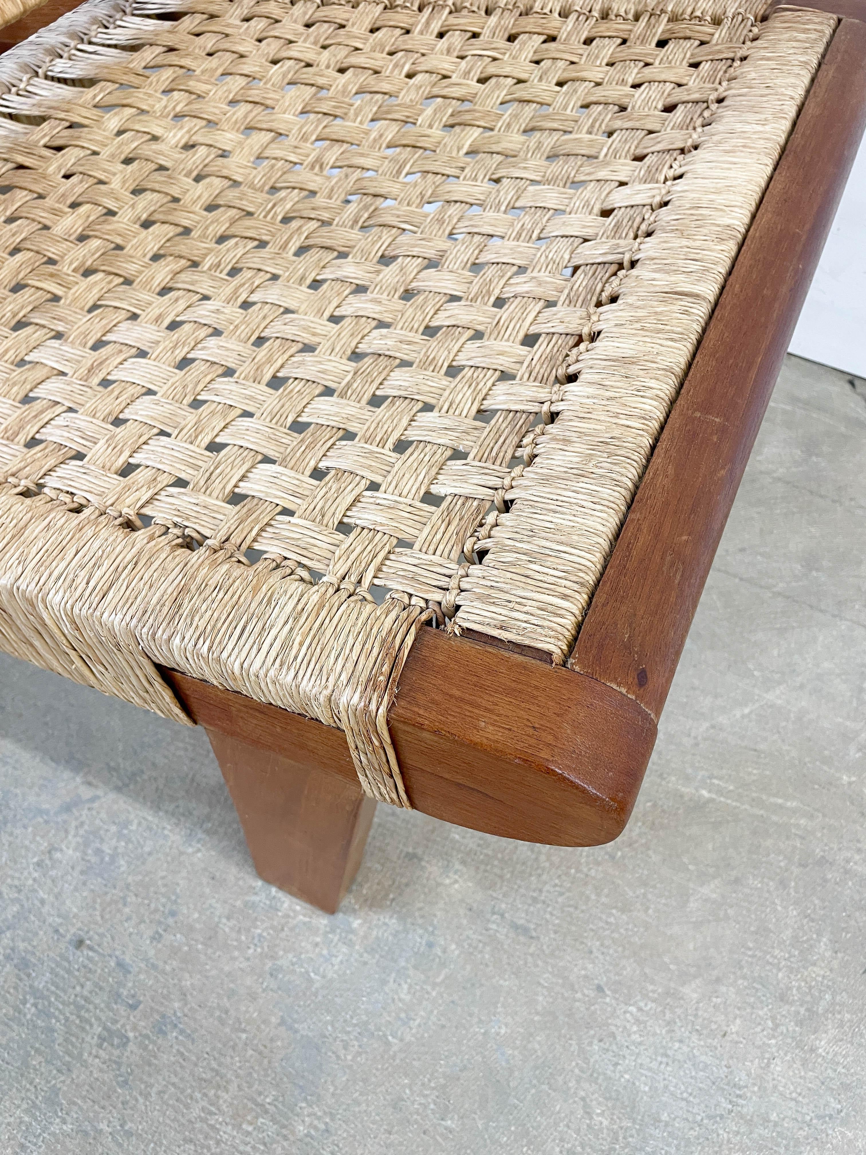 Mexican Modern Lounge chair and side table/ottoman In Good Condition For Sale In Kalamazoo, MI