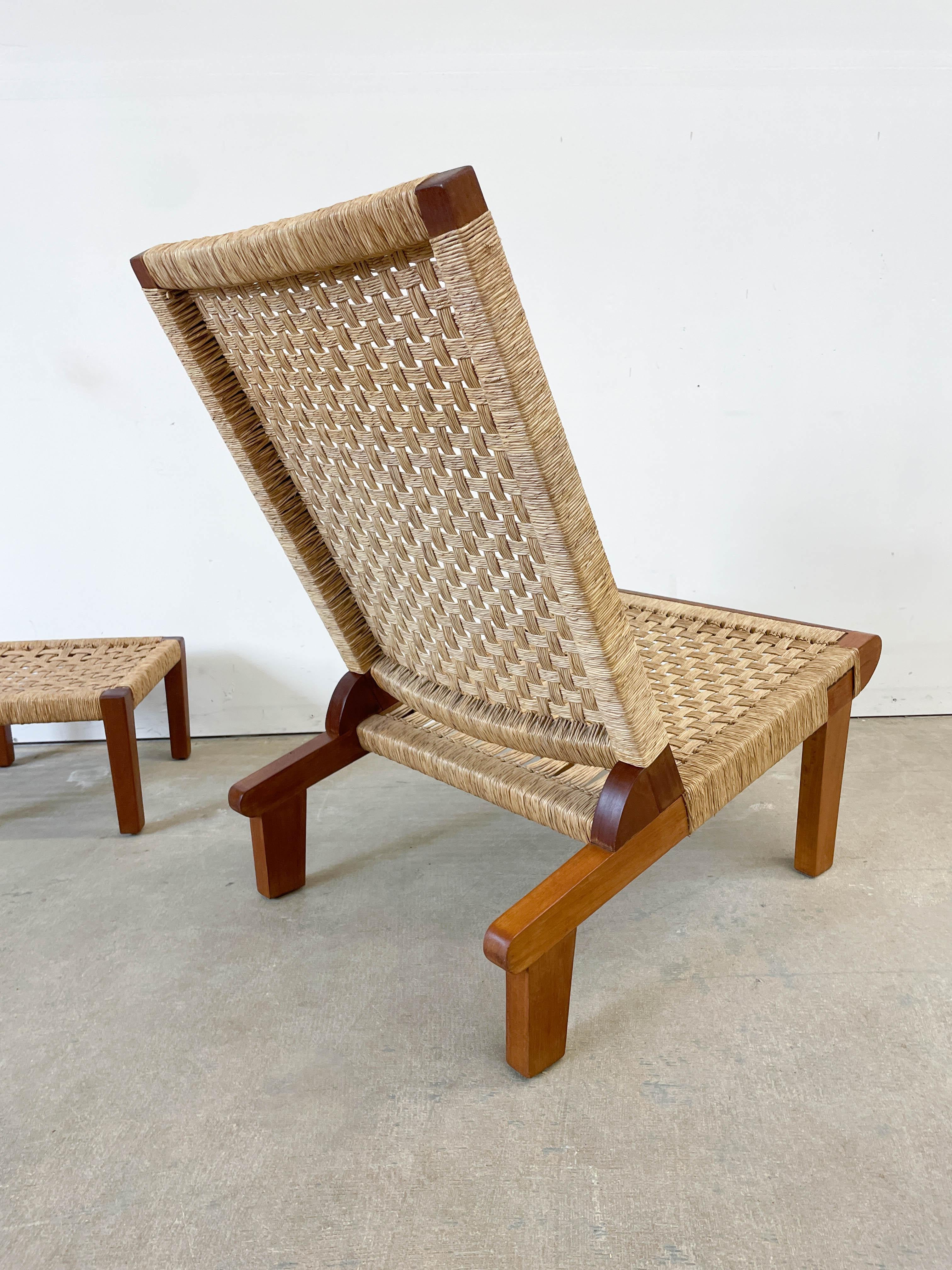 Reed Mexican Modern Lounge chair and side table/ottoman For Sale