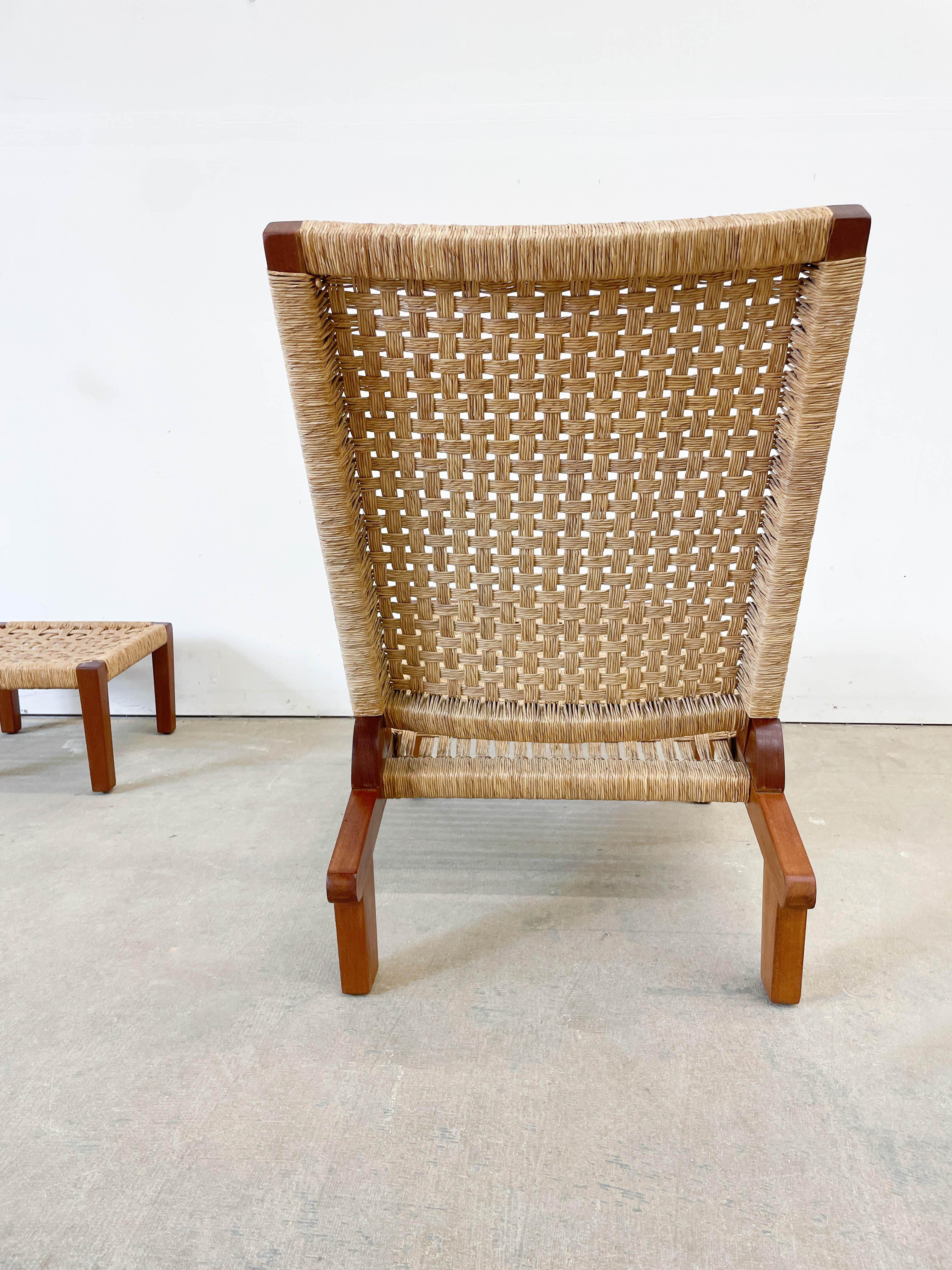 Mexican Modern Lounge chair and side table/ottoman For Sale 1