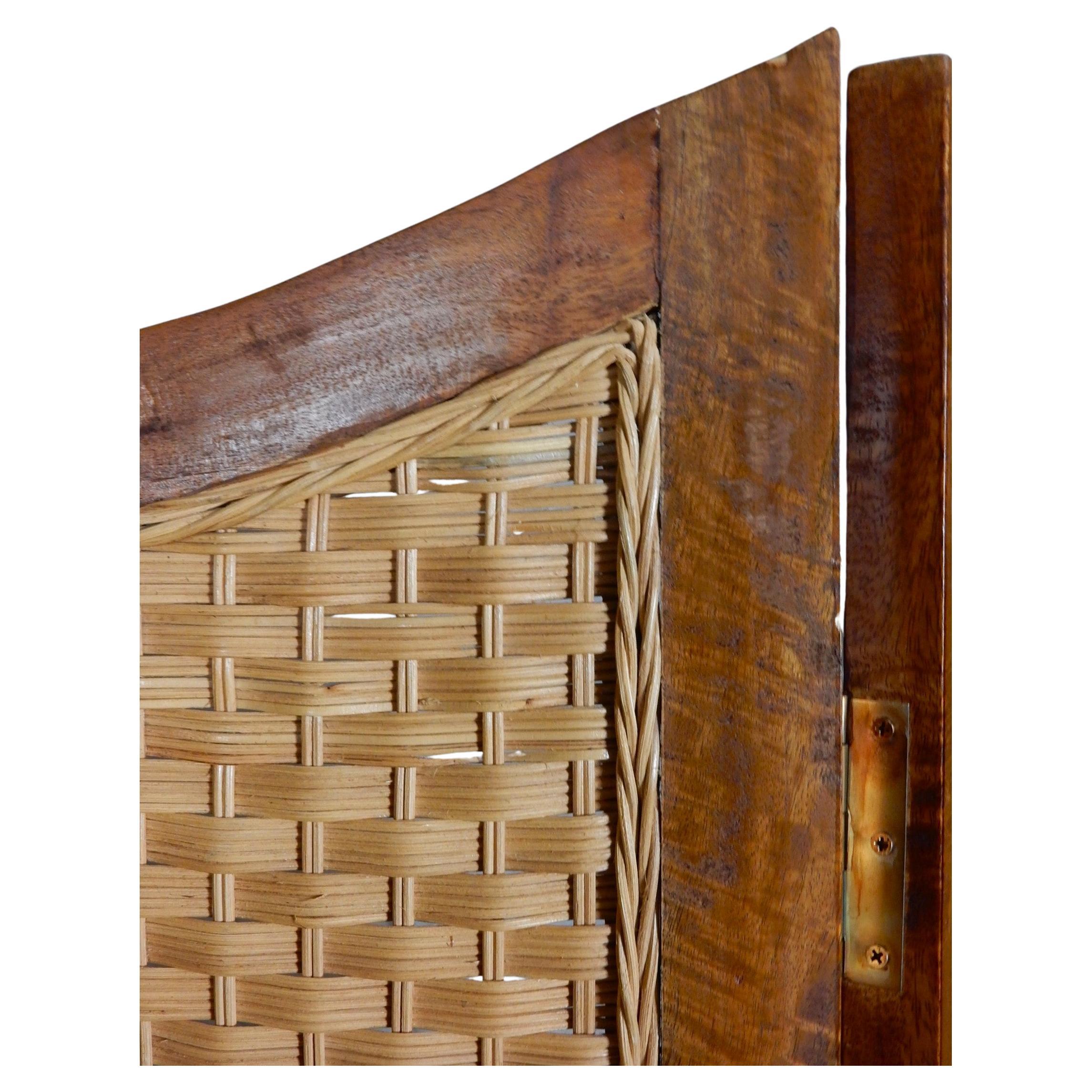 Mexican Modernism Woven Cane Rattan Screen Room Divider after Clara Porset For Sale 2