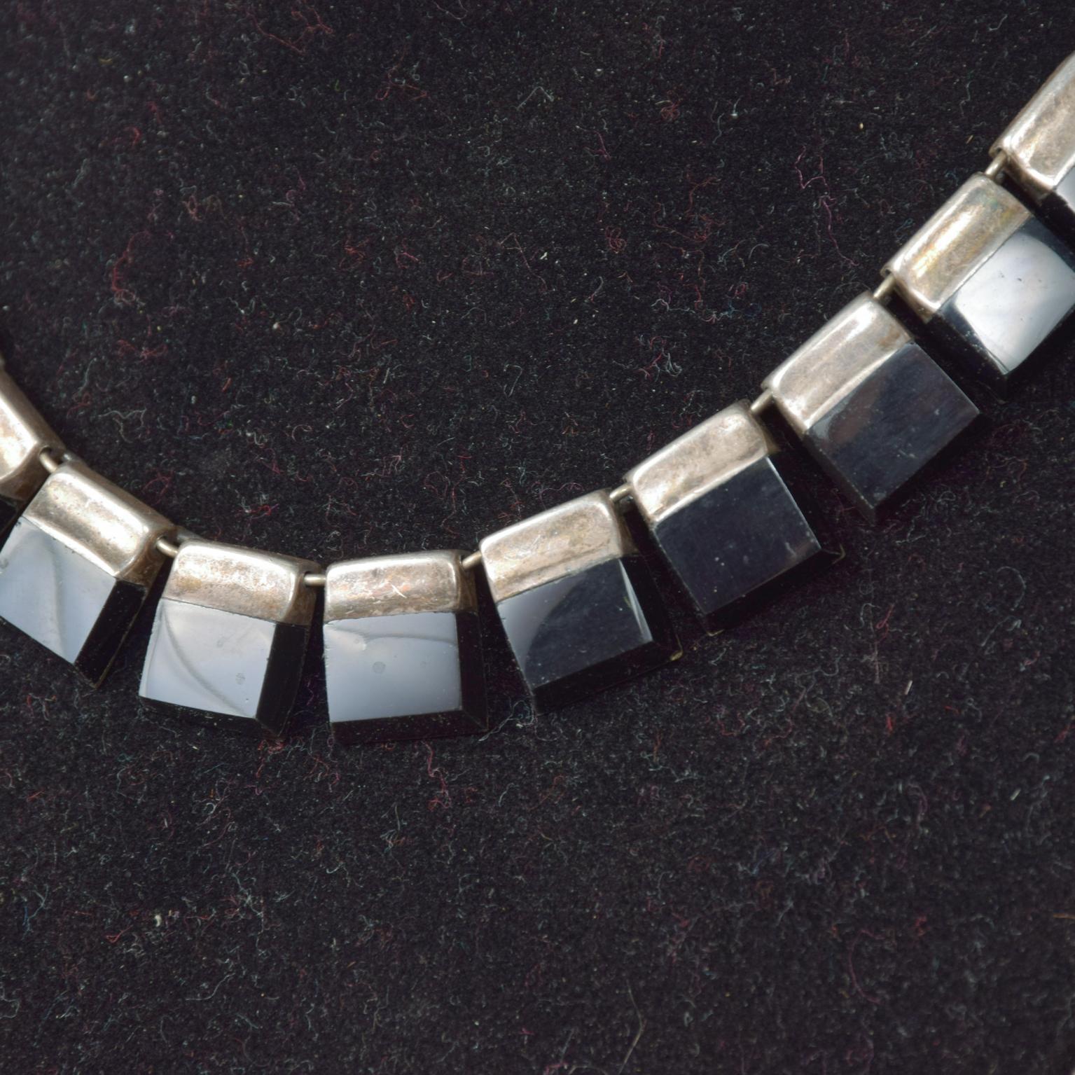 Mid-20th Century 1960s Modernist Silver Onyx Choker Necklace Los Castillo Taxco For Sale