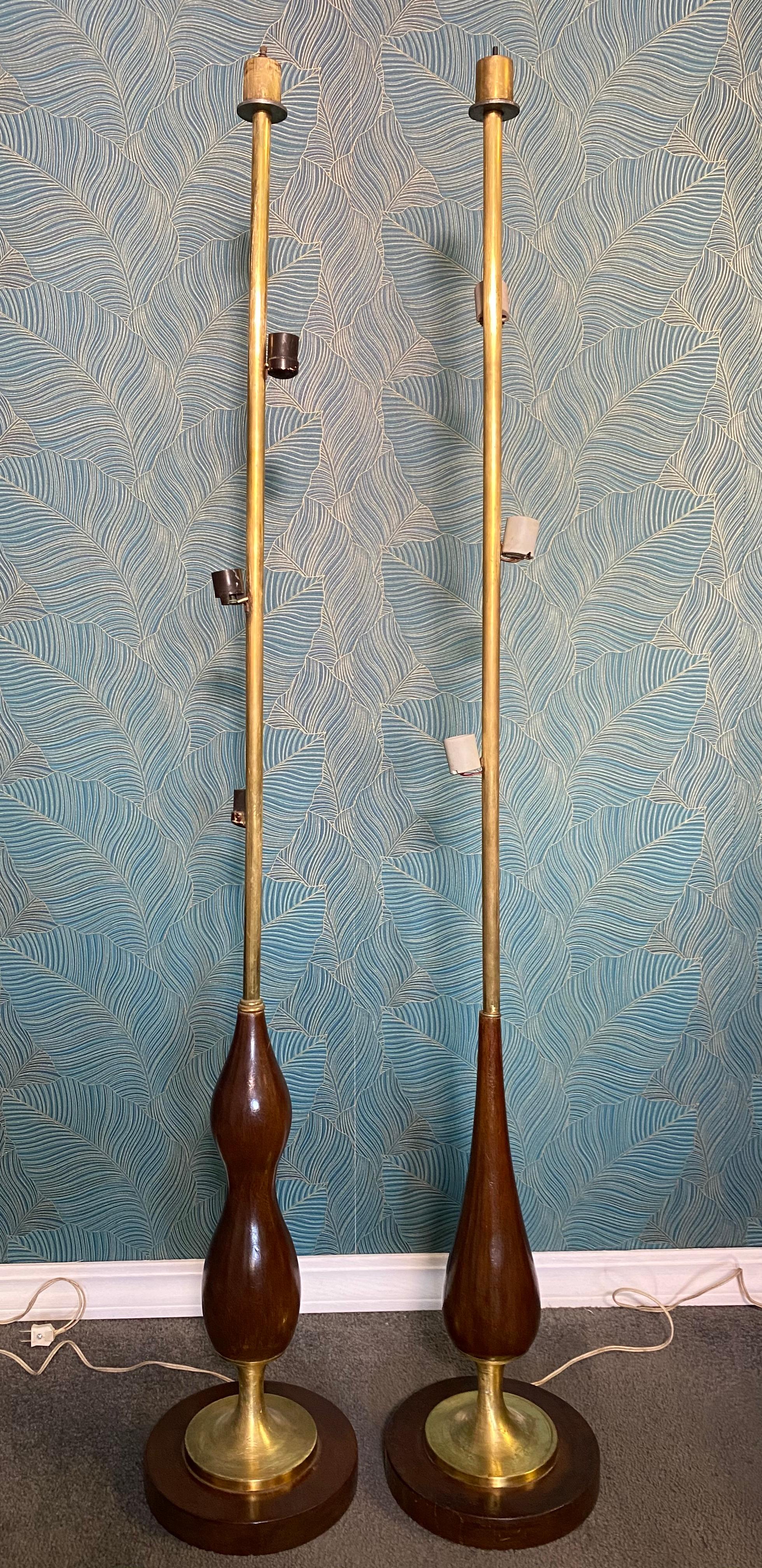 Mexican Modernist Floor Lamps in Mahogany and Brass by Frank Kyle, 1960s 6