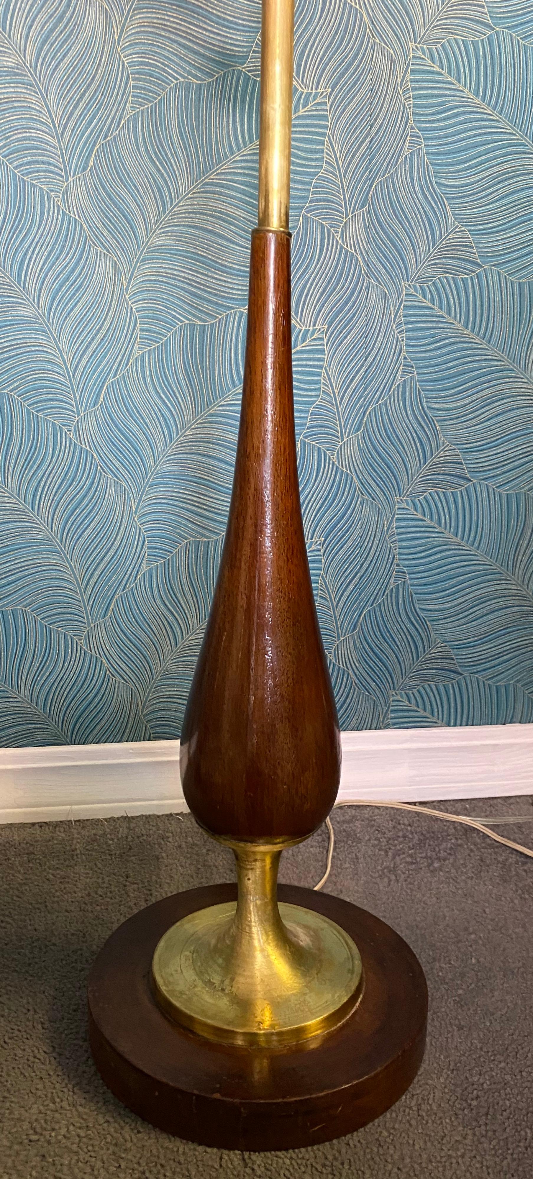 Mexican Modernist Floor Lamps in Mahogany and Brass by Frank Kyle, 1960s In Good Condition In San Diego, CA