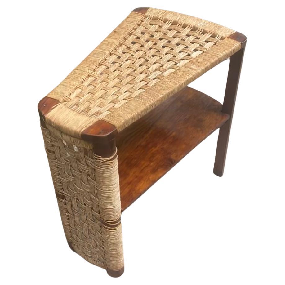 Mesa triangular de cuerda tejida del modernista mexicano Michael van Beuren