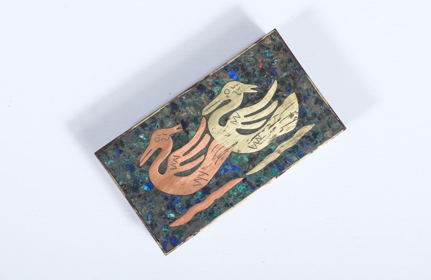 Vassoio modernista messicano in metallo misto di Los Castillo

Designer
Humberto Castillo

Produttore
Los Castillos

Stile d'epoca
Moderno messicano