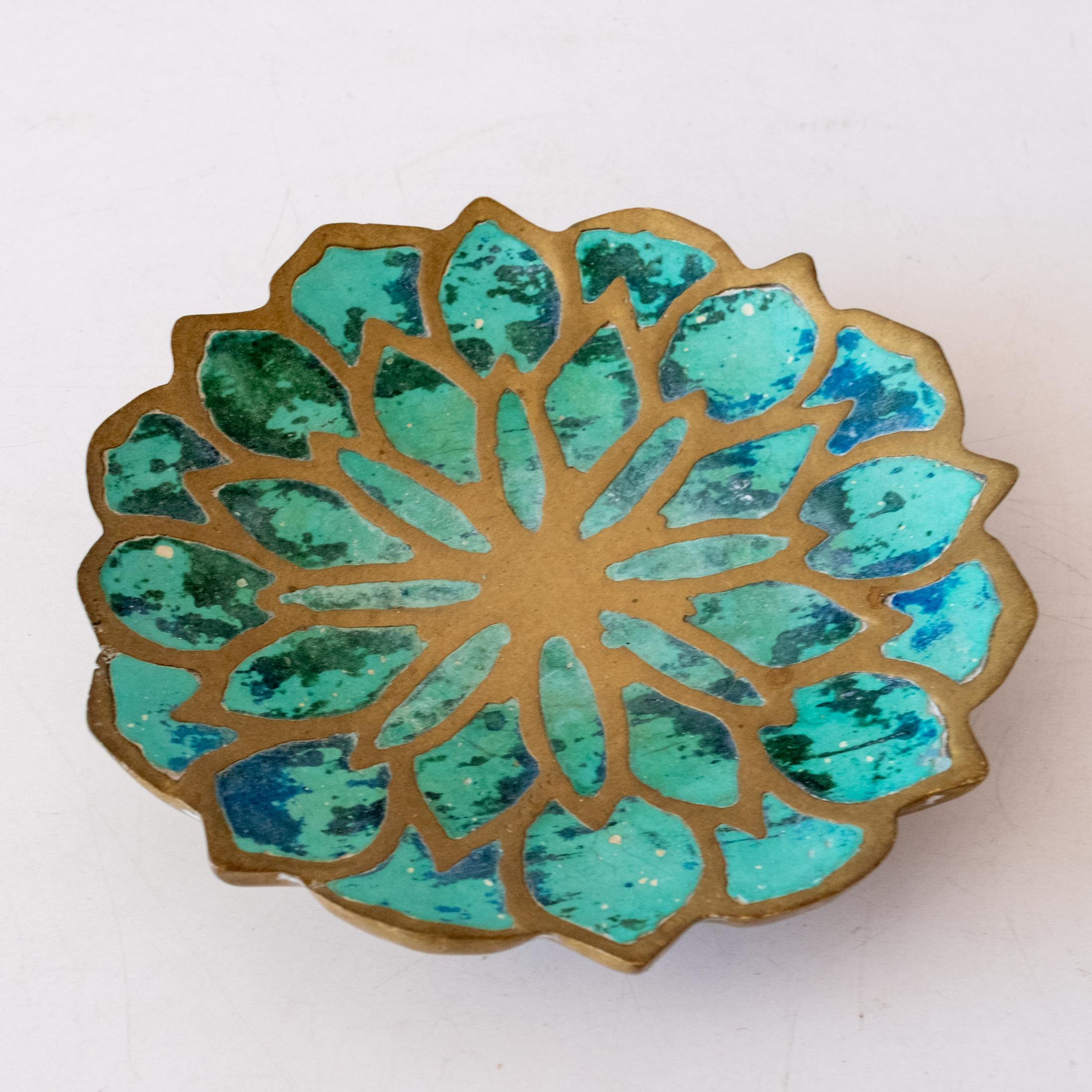 Mexican Modernist Pepe Mendoza Brass and Malachite Lotus Bowl, 1950s In Good Condition In San Diego, CA