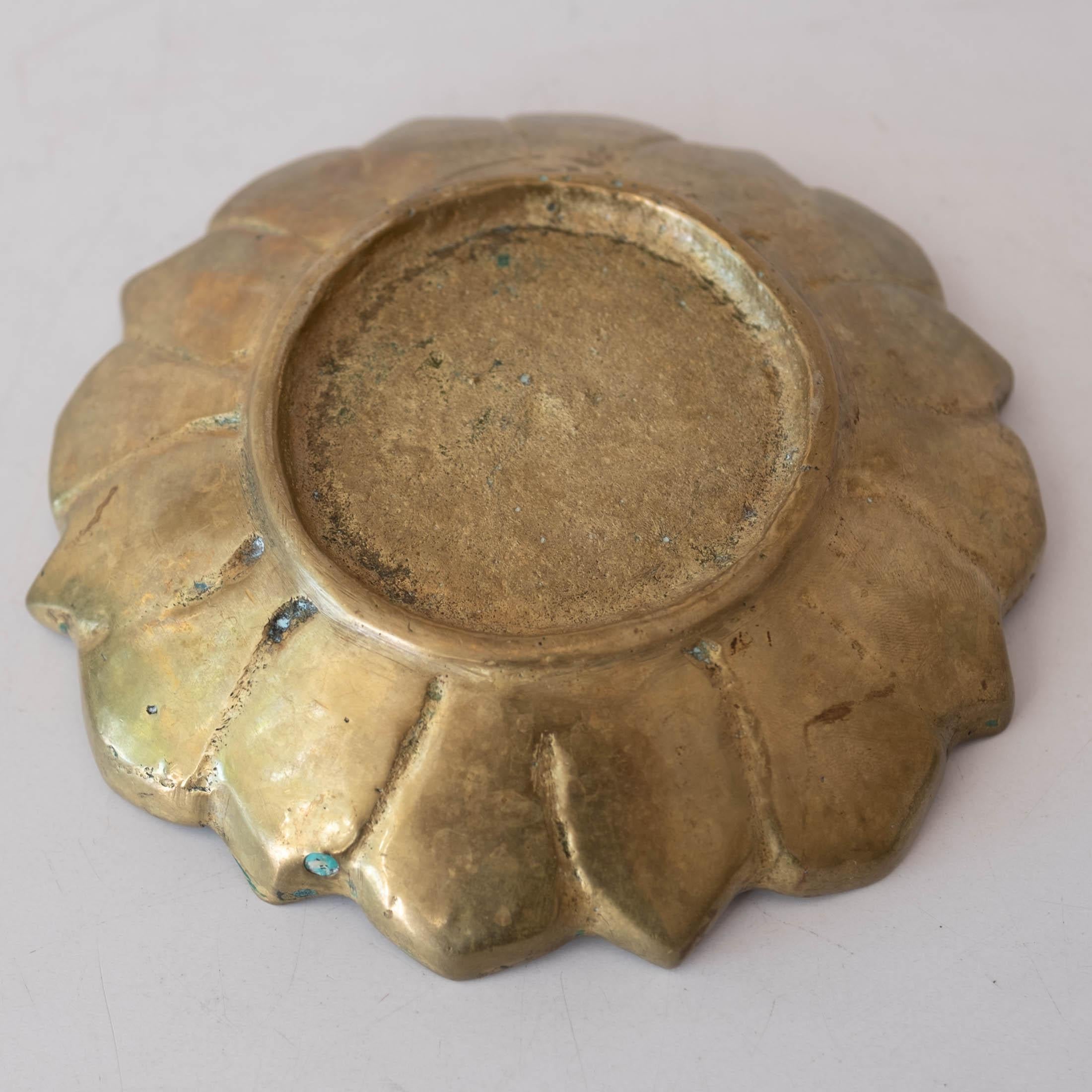 Mexican Modernist Pepe Mendoza Brass and Malachite Lotus Bowl, 1950s In Good Condition In San Diego, CA