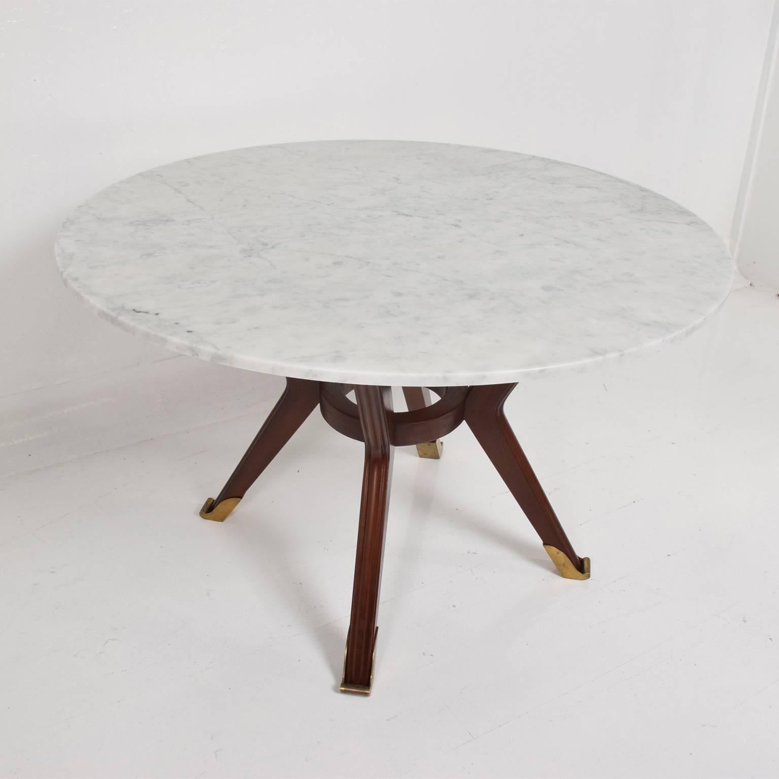 Mexican Modernist Round Dining Table Attributed to Arturo Pani 2