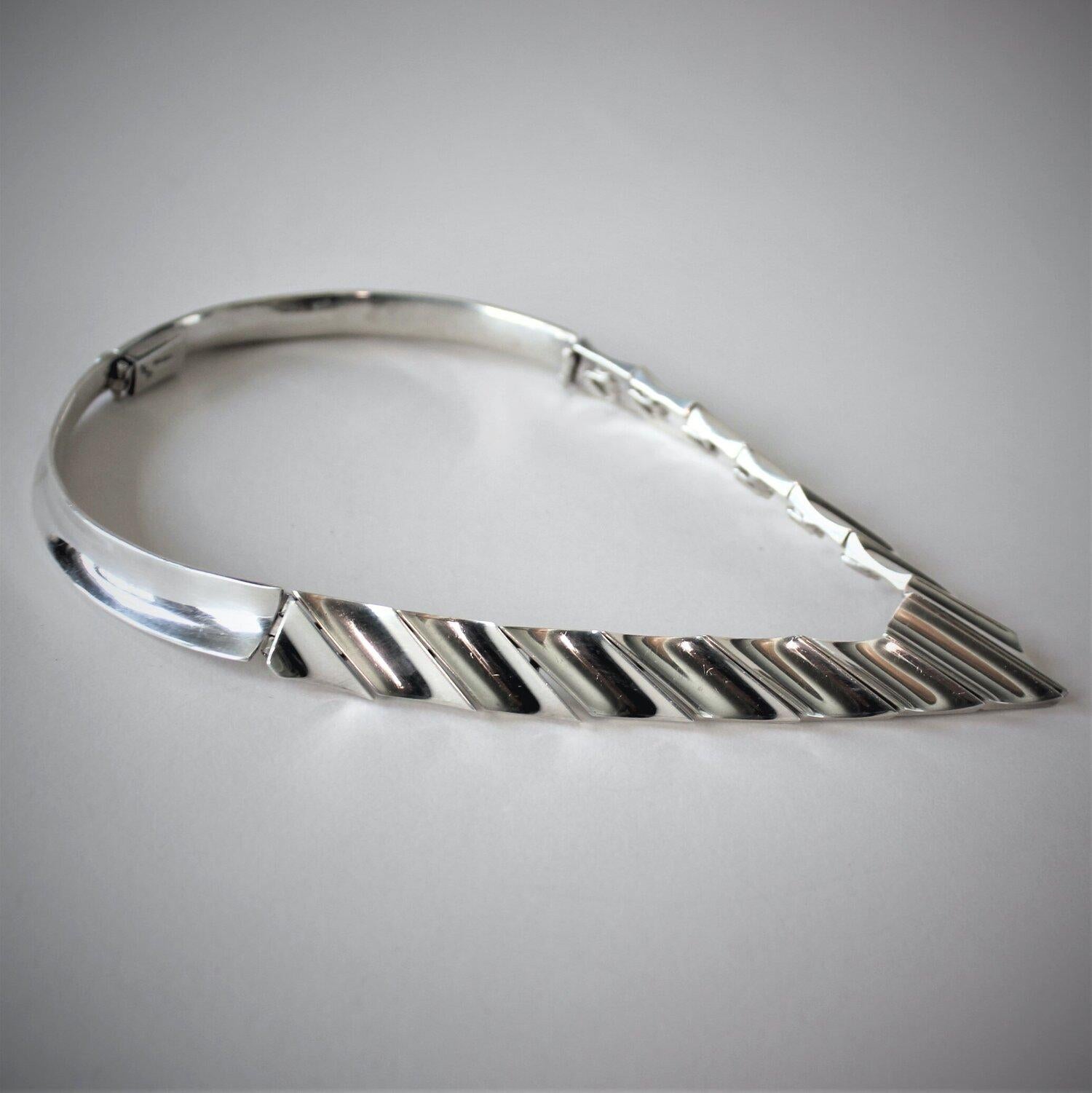 Art Deco Mexican Modernist Sterling Silver Necklace For Sale