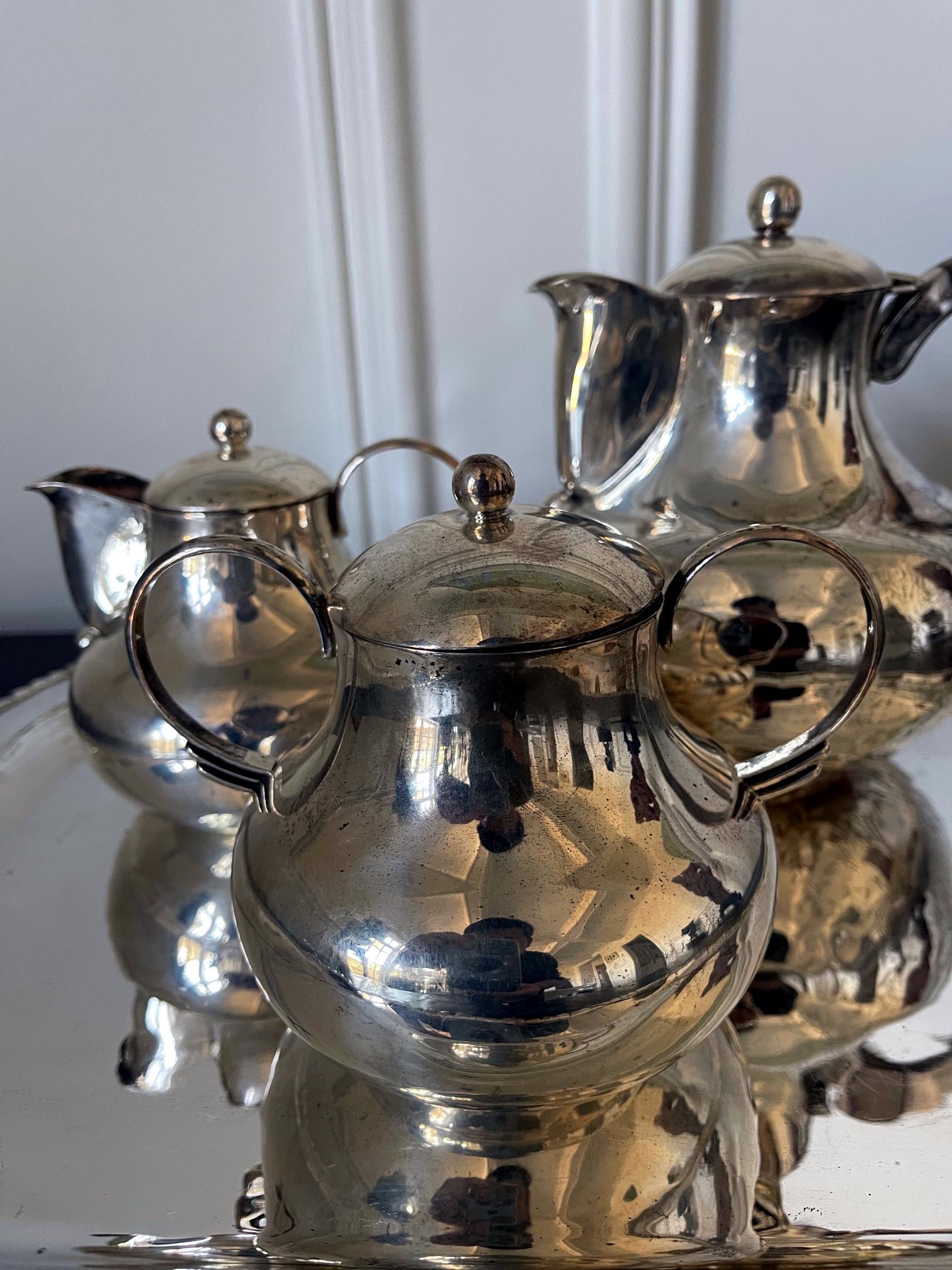 Mexican Modernistic Sterling Silver Tea Coffee Set by Hector Aguilar In Good Condition For Sale In Atlanta, GA