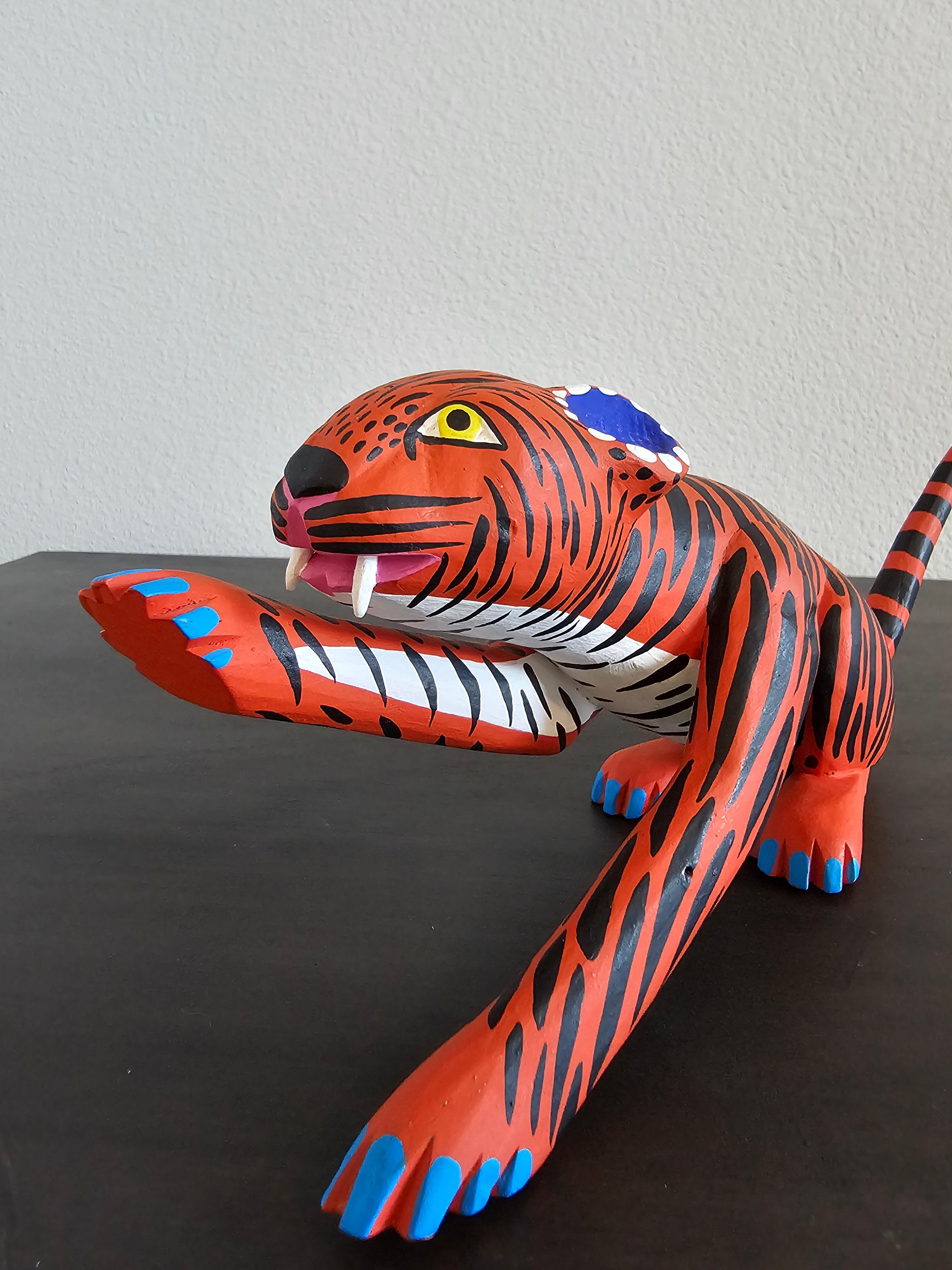 20th Century Mexican Oaxacan Alebrije Jimenez Family Signed Folk Art Sculpture