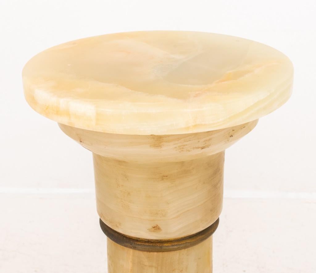 Other Mexican Onyx Pedestal, circa 1900 For Sale