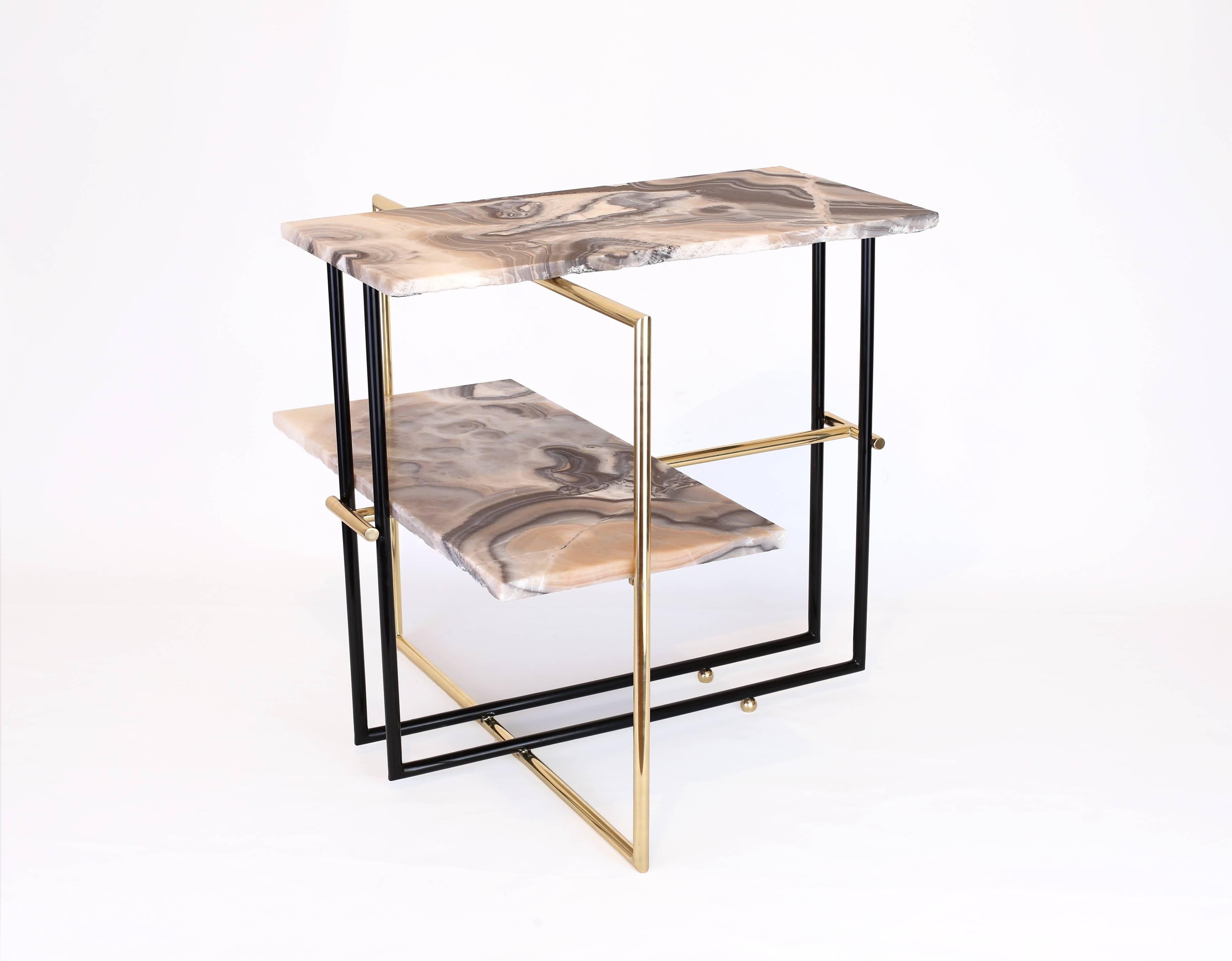 Modern Mexican Onyx Stone and Brass UÑA Side Coffee Table Design by Nomade Atelier For Sale