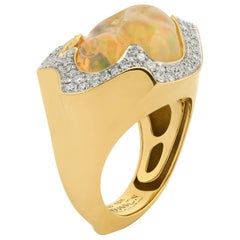 Ópalo mexicano 10,6 quilates Diamantes Anillo único de oro amarillo de 18 quilates