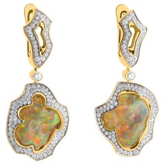 Boucles d'oreilles mexicaines en or jaune 18 carats avec opale et diamants de 14,47 carats, uniques en leur genre