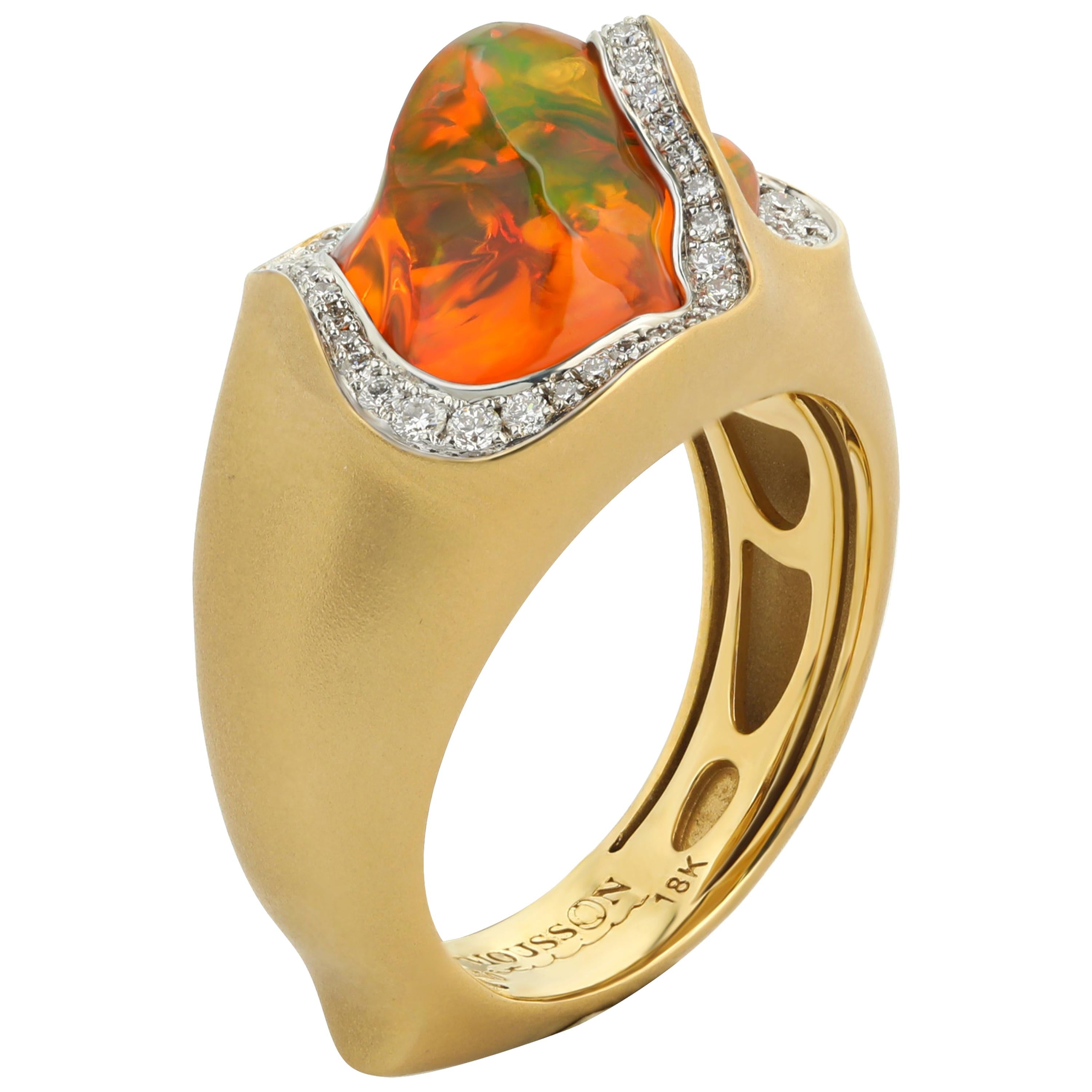 Mexican Opal 4.12 Carat Diamonds One of a Kind 18 Karat Yellow Gold 