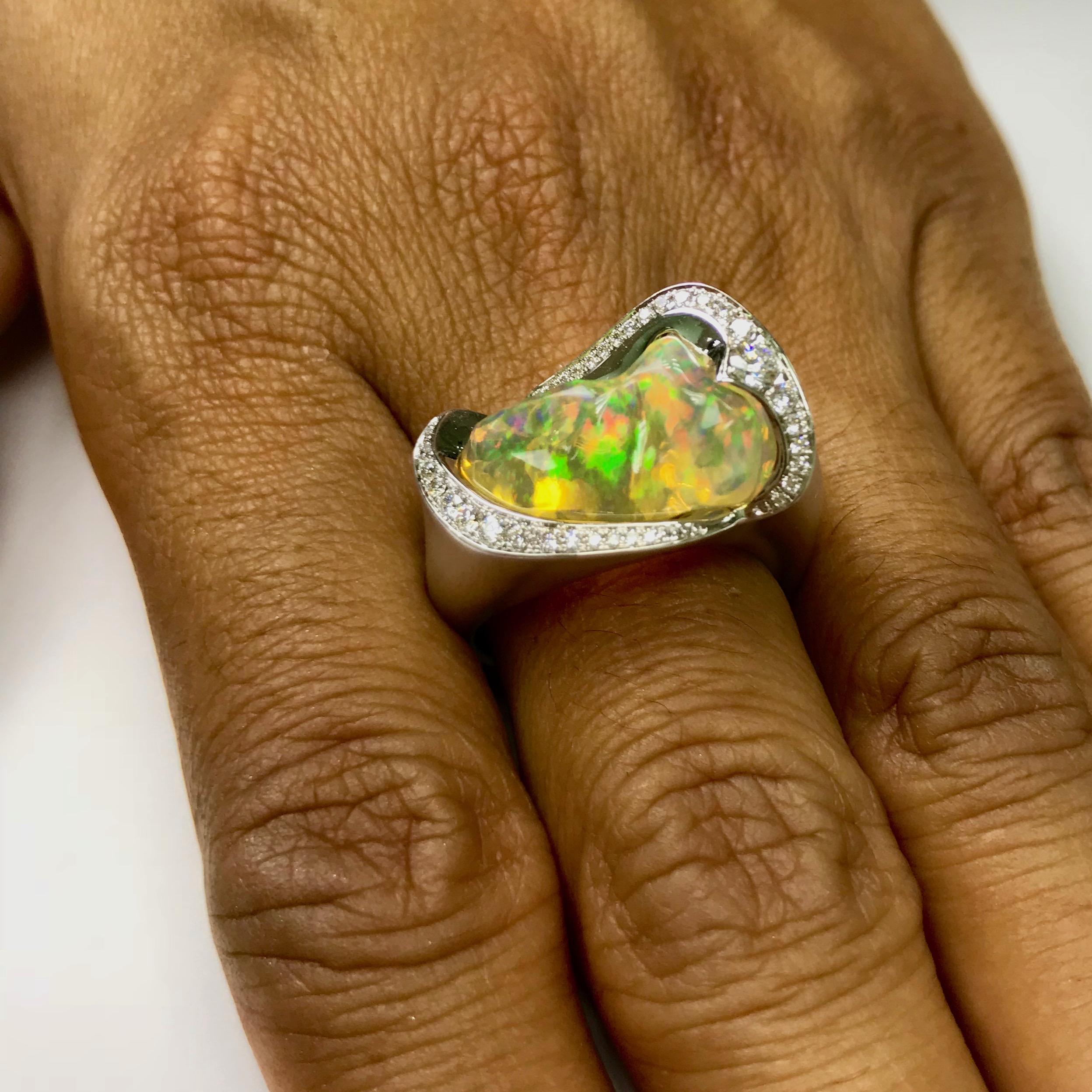 Contemporary Mexican Opal Diamond One of a Kind 18 Karat White Gold Ring For Sale