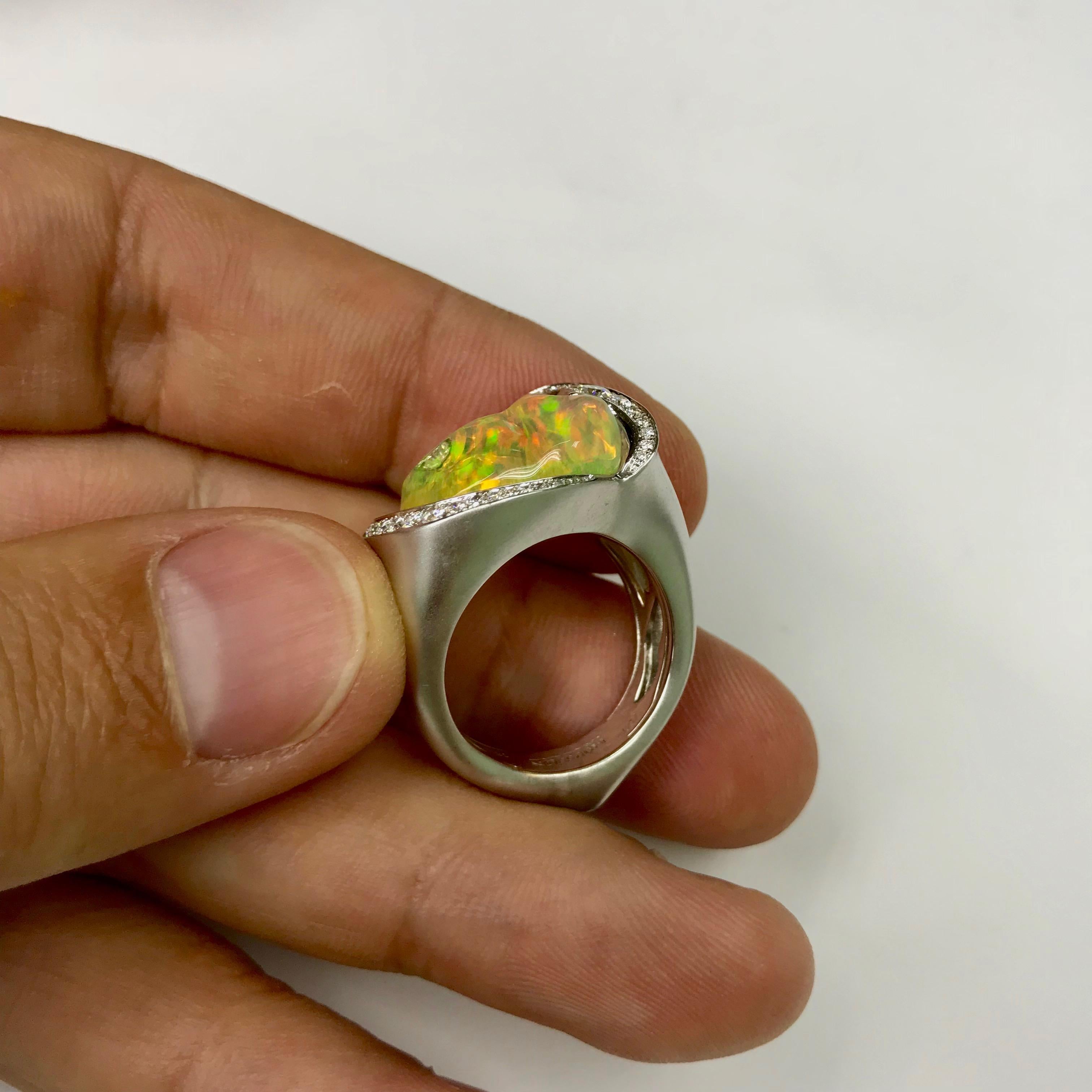 Mexican Opal Diamond One of a Kind 18 Karat White Gold Ring For Sale 1