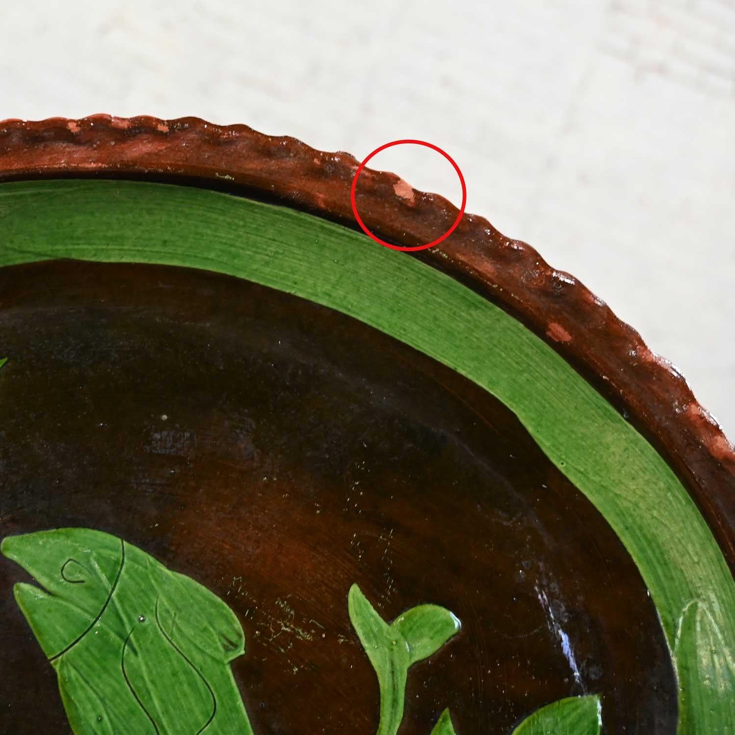 Mexican Patamban Hand Painted Fish Design Folk Art Green & Brown Glazed Platter For Sale 5