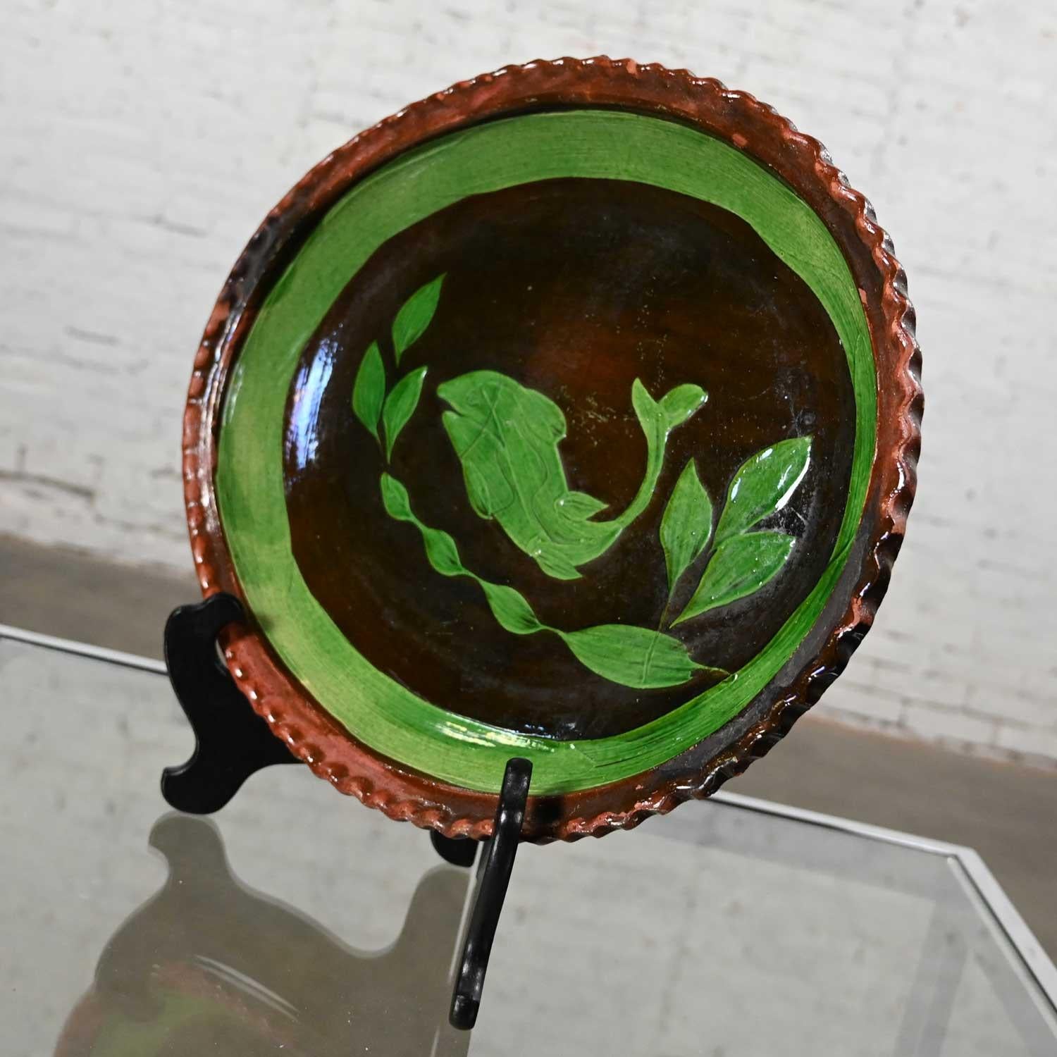 Clay Mexican Patamban Hand Painted Fish Design Folk Art Green & Brown Glazed Platter For Sale