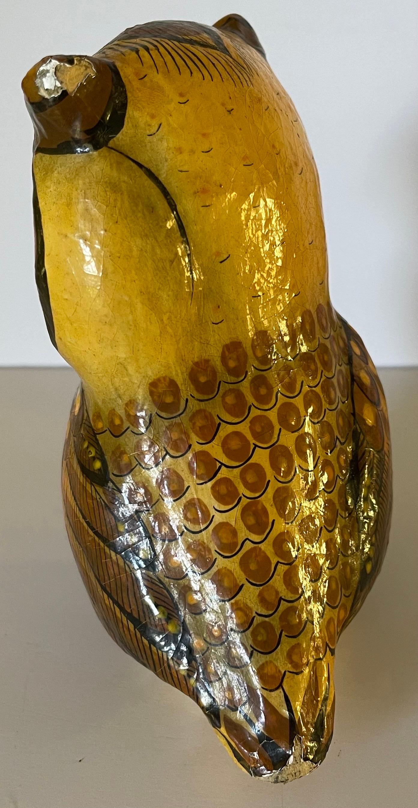 Mexican Sermel Papier Mâché Small Owl Sculpture In Good Condition For Sale In Stamford, CT