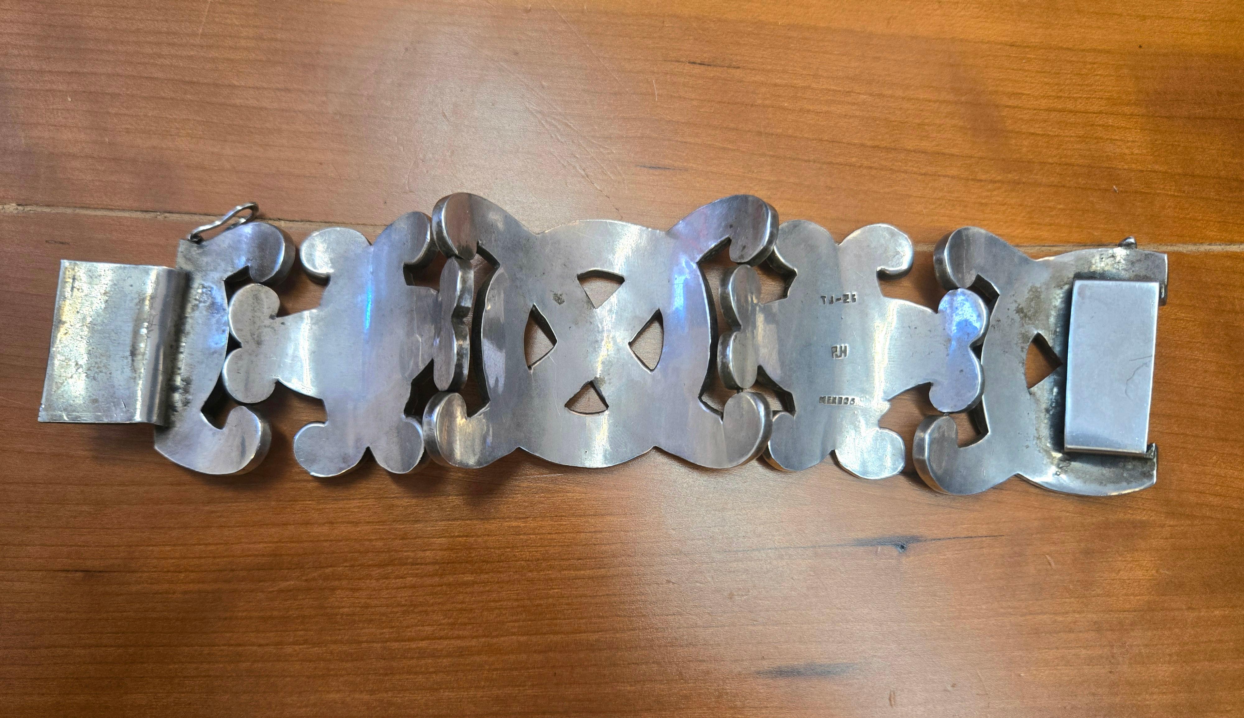 Women's or Men's Mexican Silver Bracelet With Twist Designs For Sale