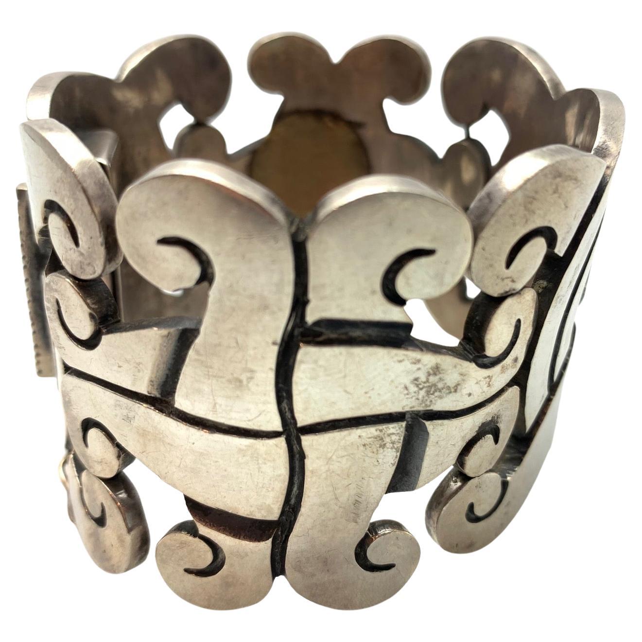 Mexican Silver Bracelet With Twist Designs For Sale