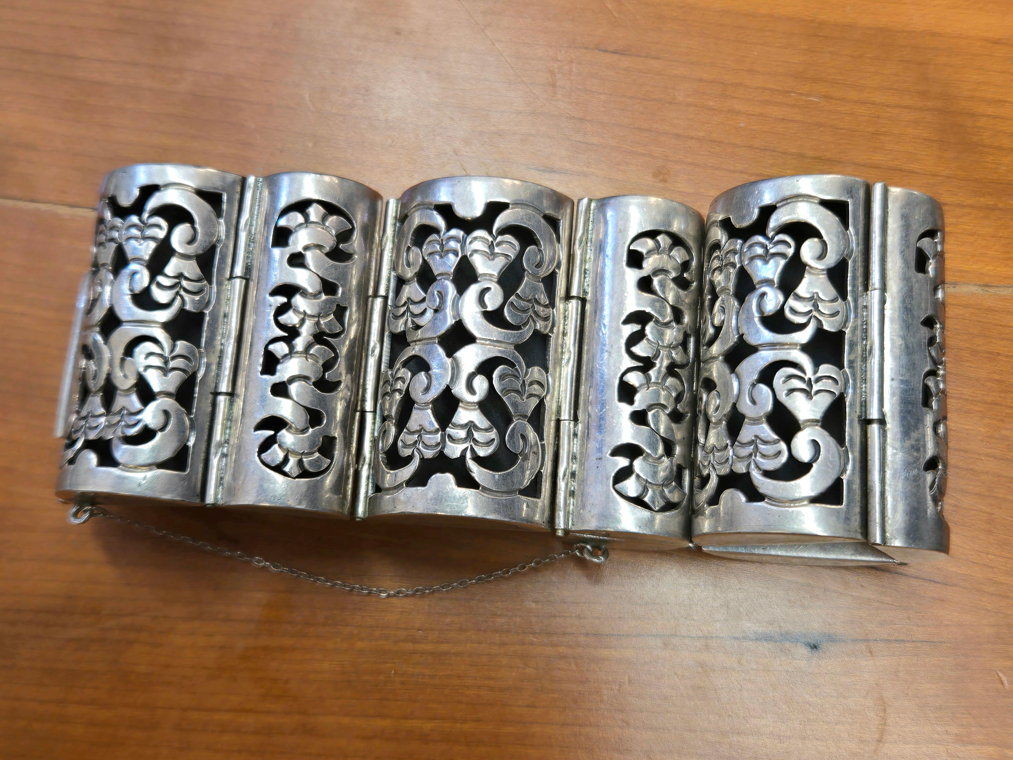 Bracciale Shadow Box in argento messicano In condizioni buone in vendita a Point Richmond, CA