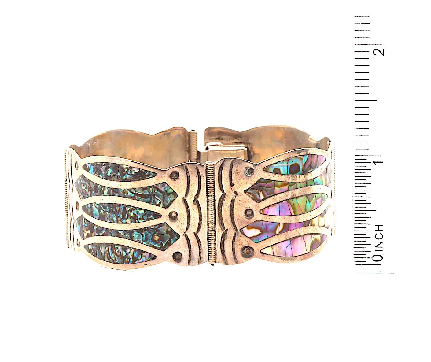 Beige Mexican Sterling Silver Fish Abalone Design Cuff Bracelet For Sale