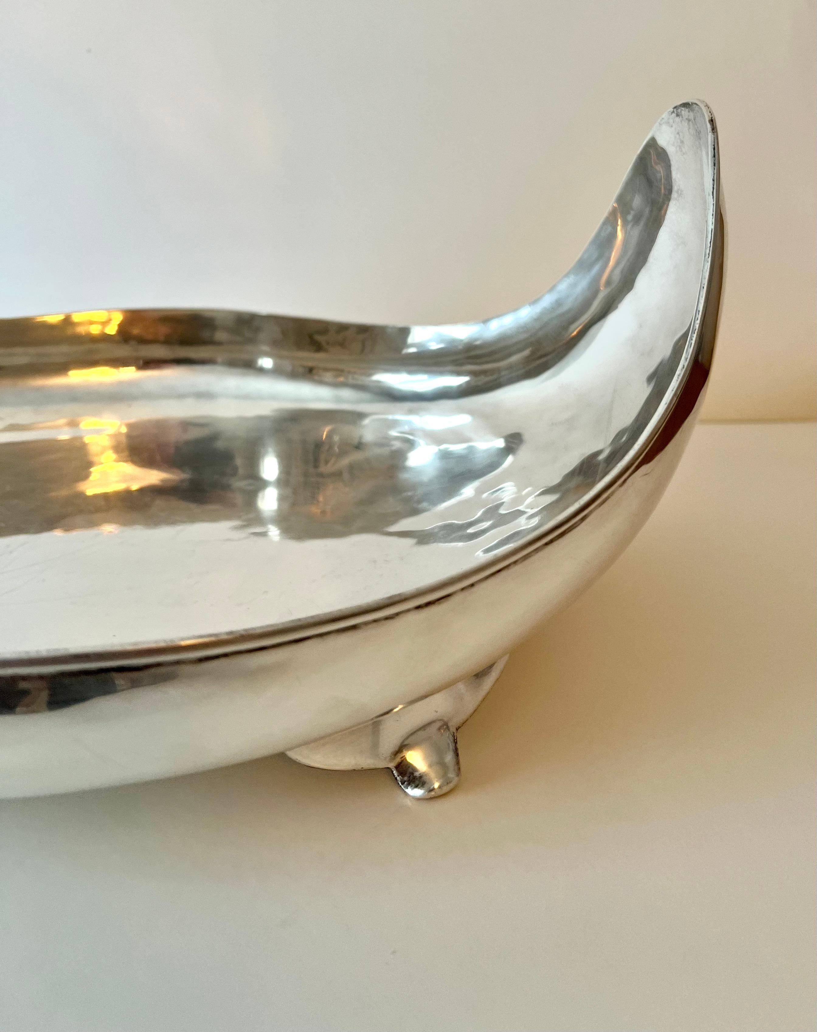 20th Century Mexican Sterling Silver Swan Centerpiece Bowl Signed C. Zurita For Sale