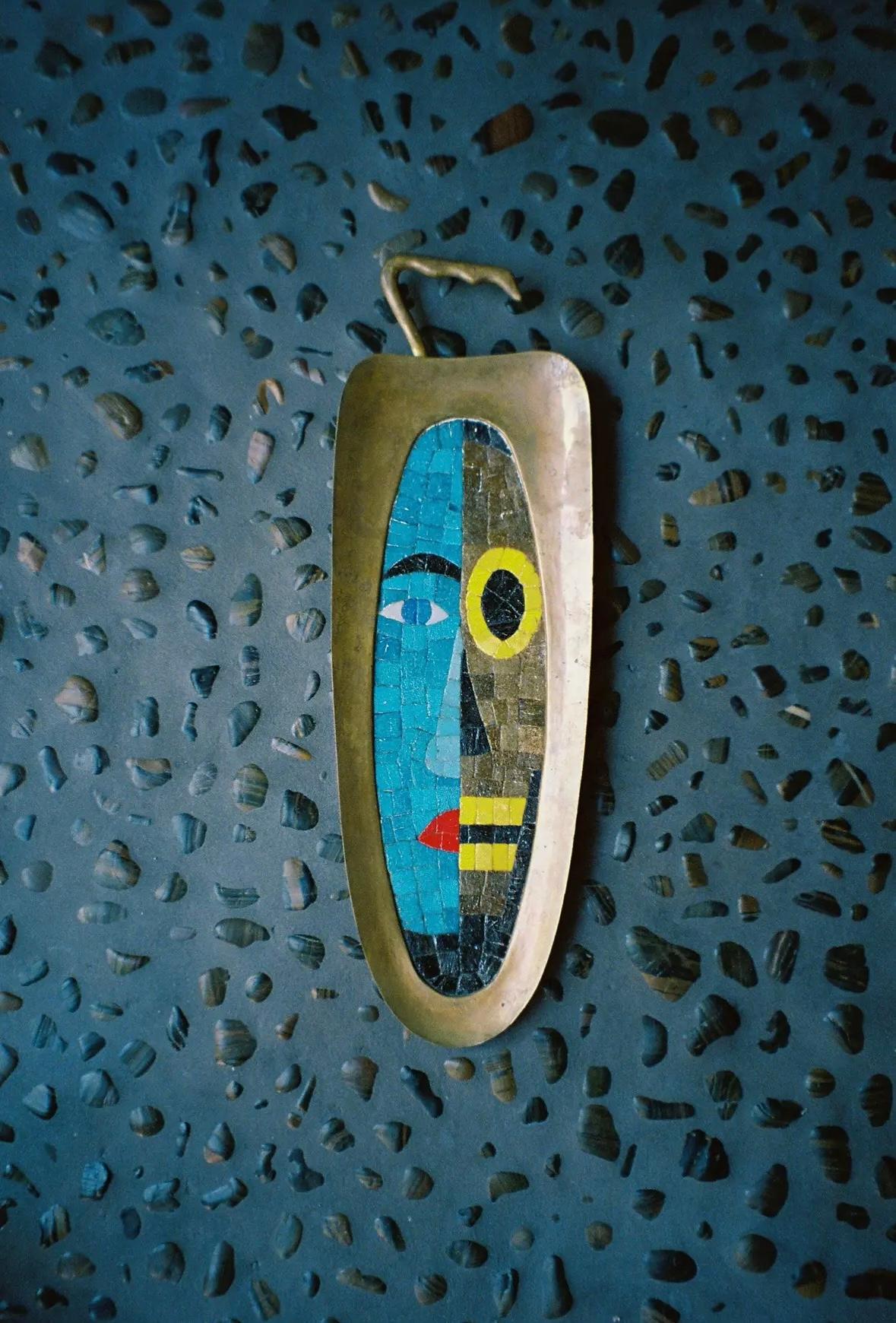 Bandeja de mosaico facial modernista mexicano 