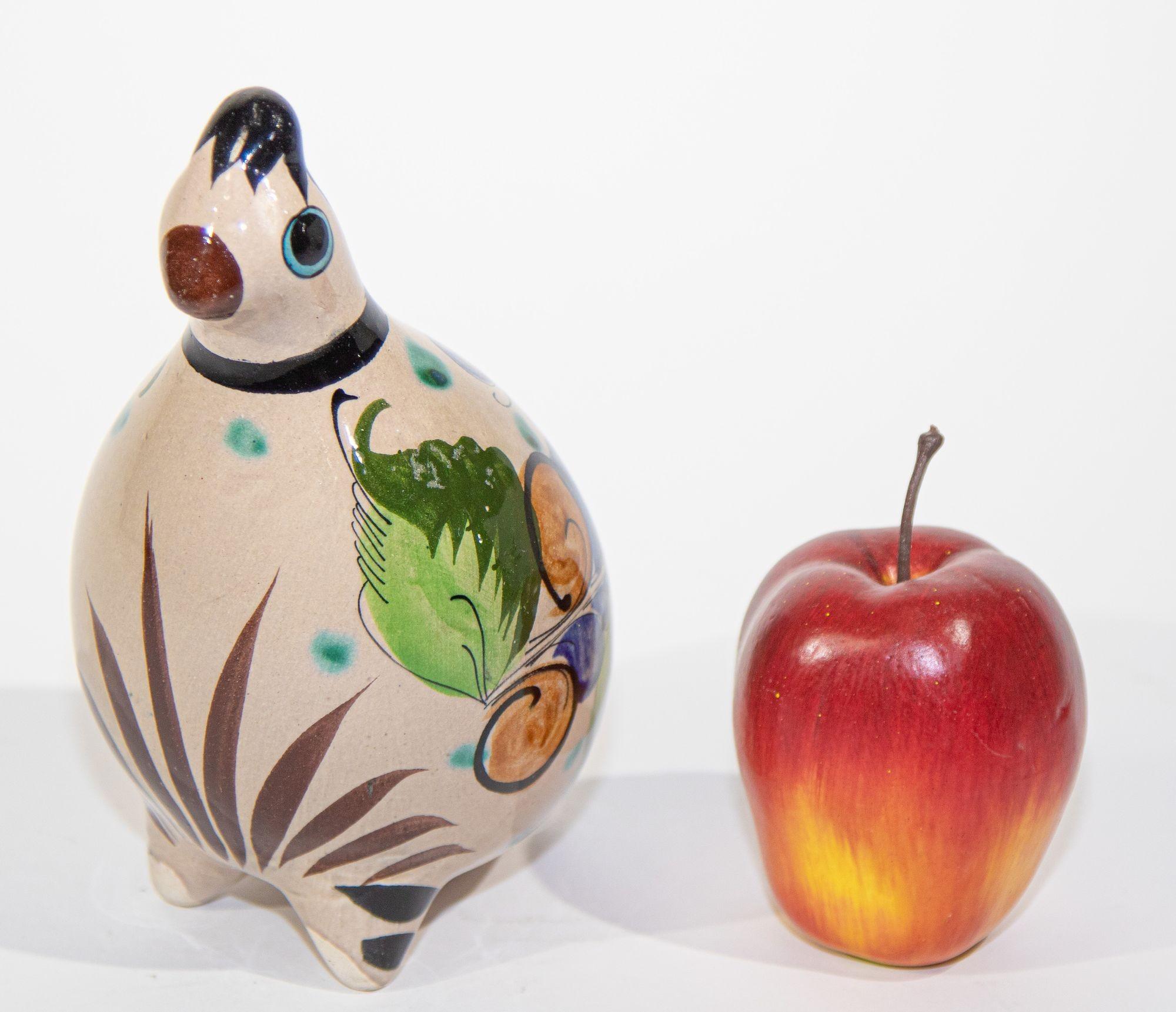 20th Century Mexican Vintage Ken Edwards Tonala Pottery Hand Painted Quail Bird For Sale