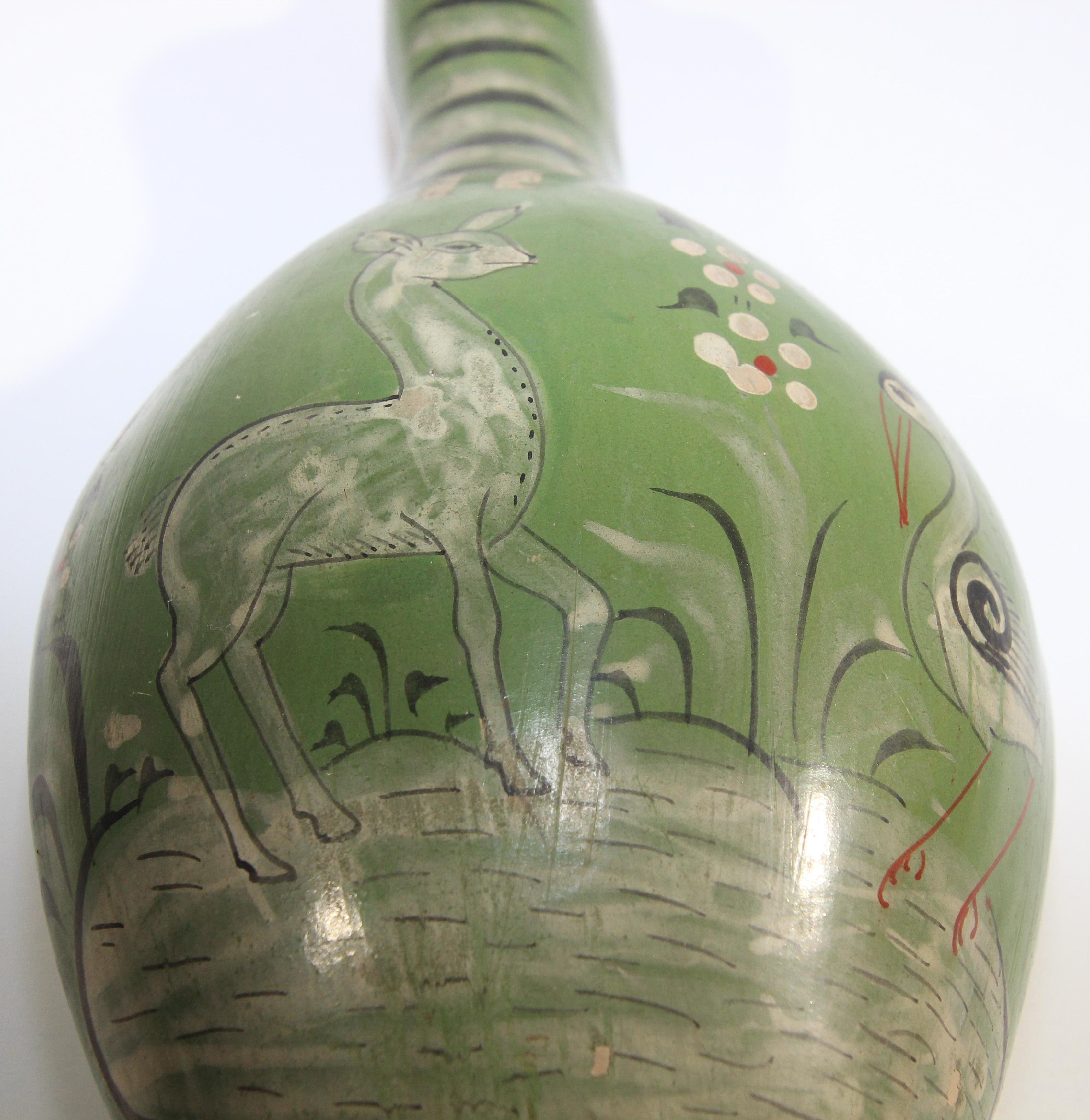 Mexican Vintage Tonala Pottery Hand Painted Green Duck In Good Condition For Sale In North Hollywood, CA