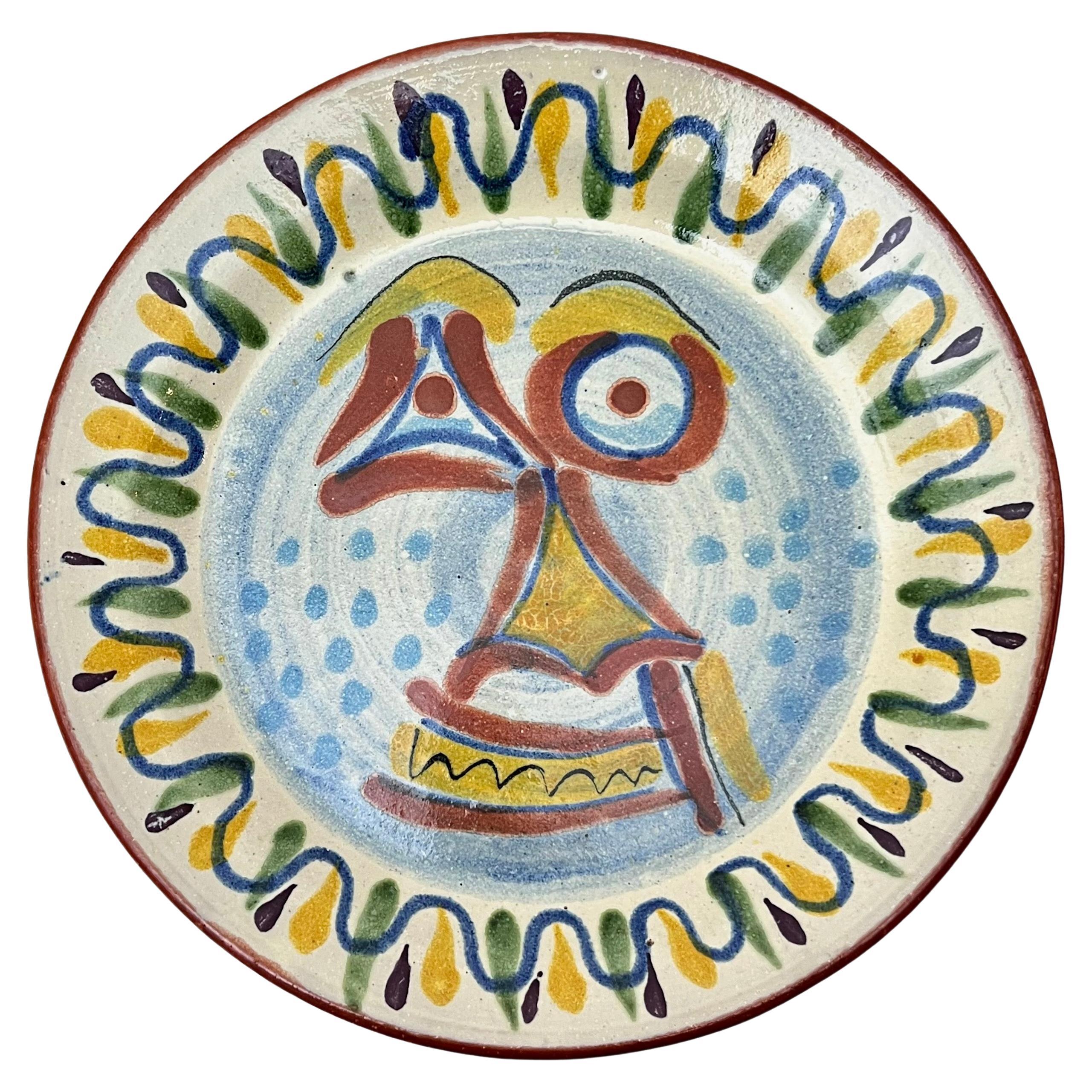 Únicas y un hallazgo raro son estas fabulosas placas frontales de pared mexicanas al estilo de Picasso.  Mucha fantasía gráfica en cada placa pintada a mano y firmada en el reverso.  Sin duda, son unas caras estupendas que pueden adornar cualquier