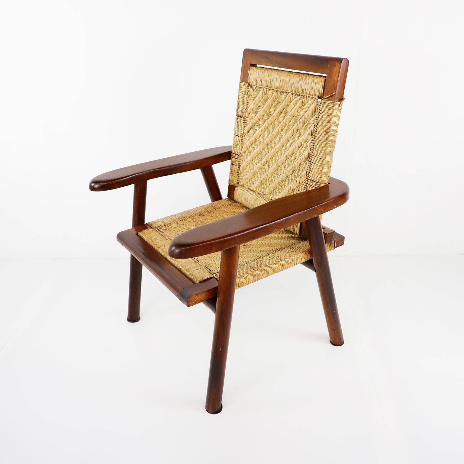 Mid-Century Modern Mexican Woven Lounge Chair in the Style of Clara Porset
